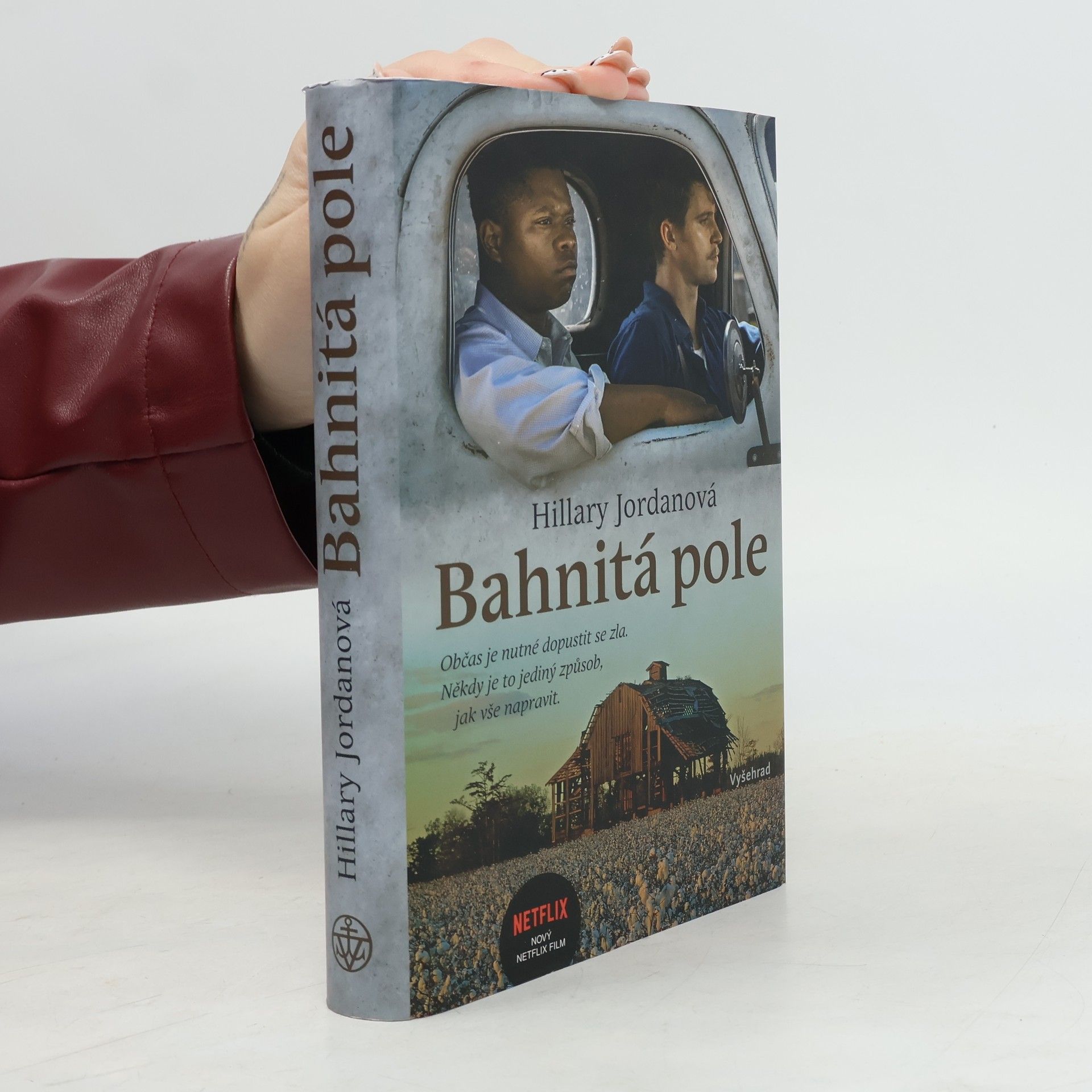 Hillary Jordan Bahnitá pole