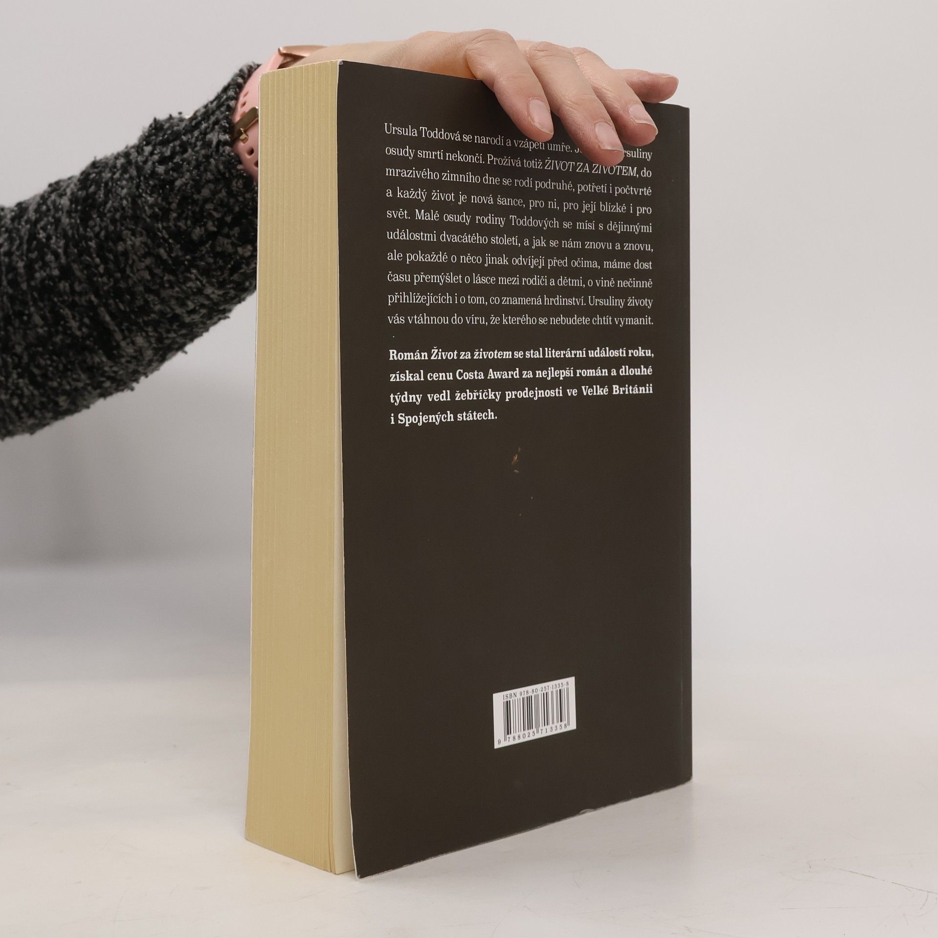 Kate Atkinson Život za životem