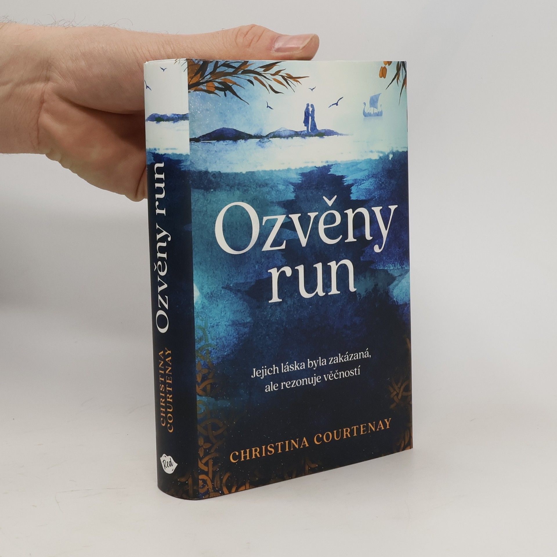 Christina Courtenay Ozvěny run