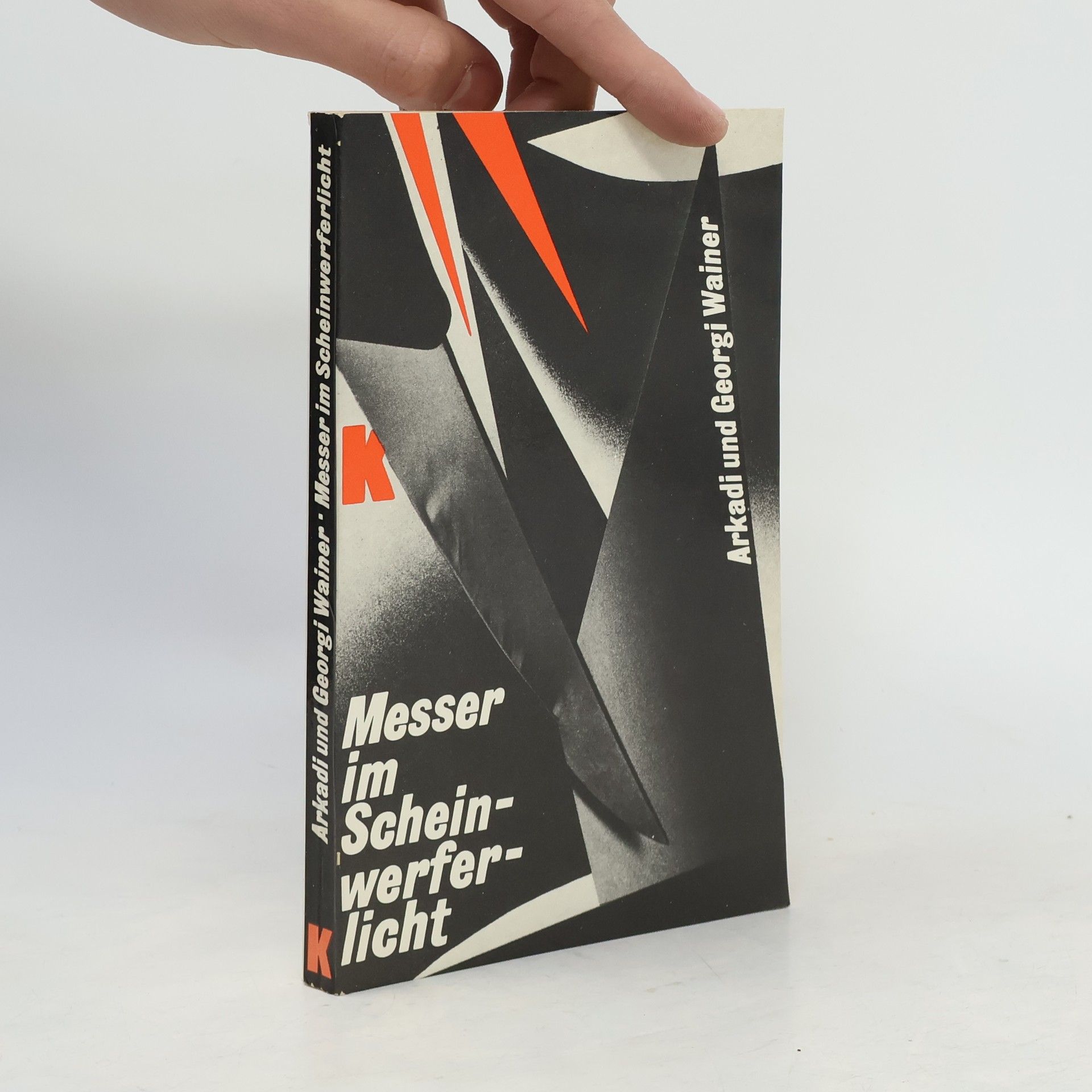 Arkadij Aleksandrovič Vajner Messer im Scheinwerferlicht