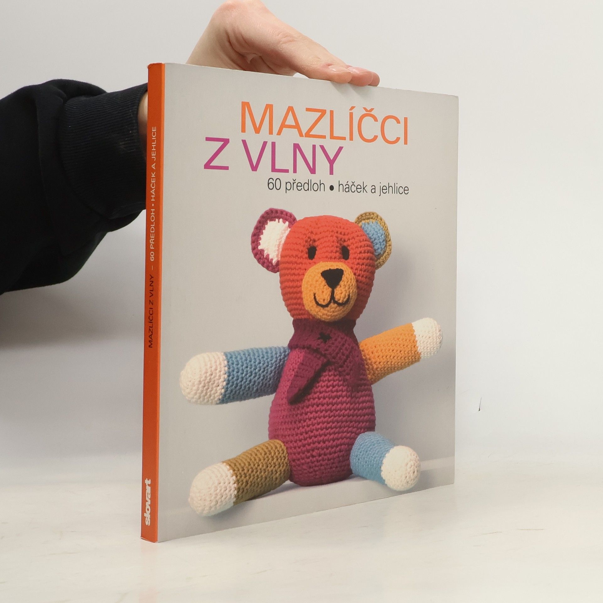 Renée Méry Mazlíčci z vlny. 60 předloh