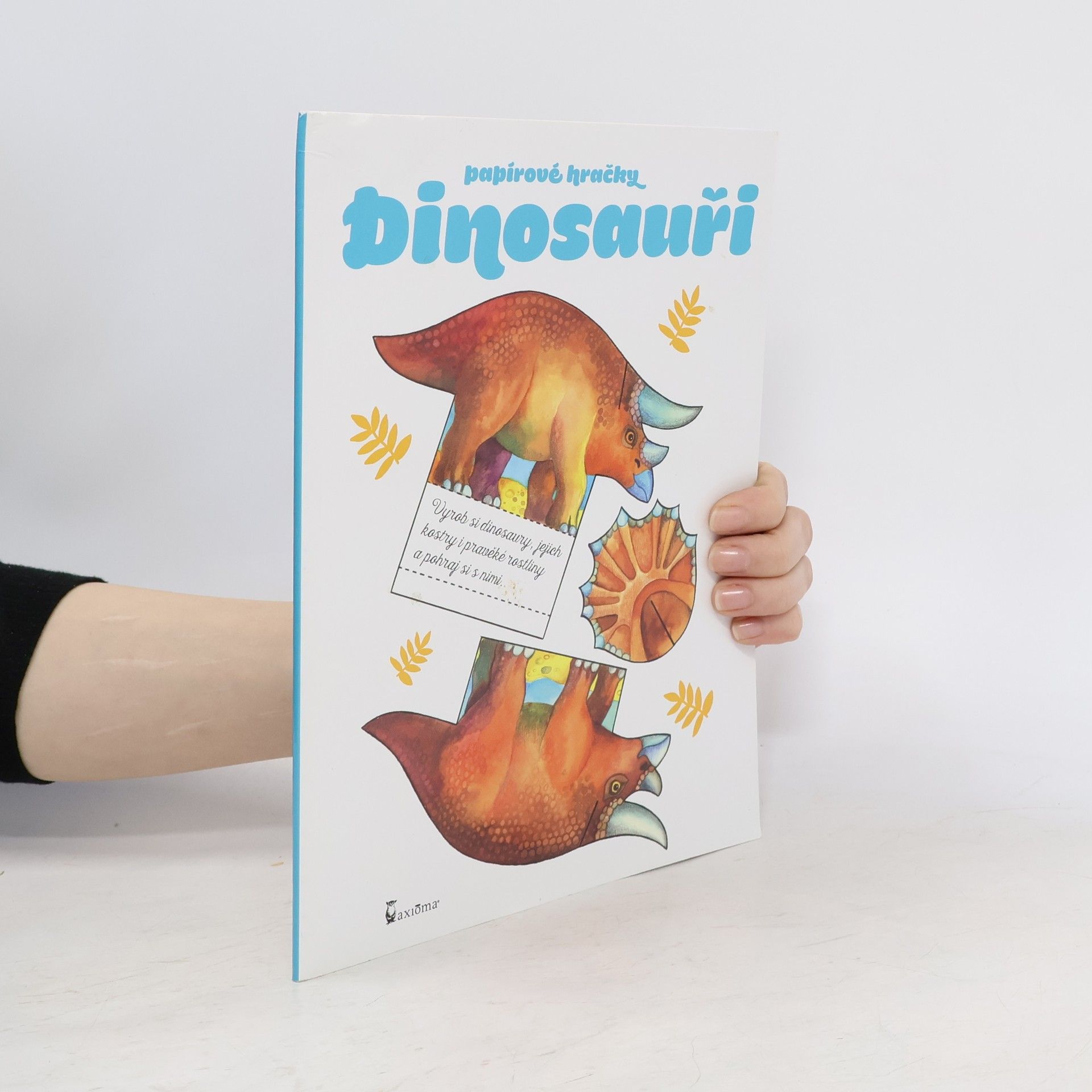 Andrea Popprová Papírové hračky Dinosauři