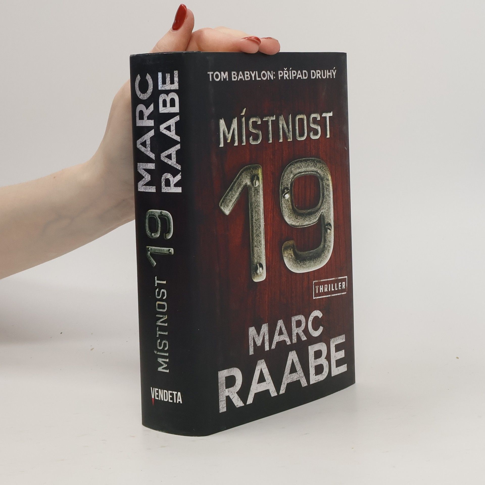 Marc Raabe Místnost 19