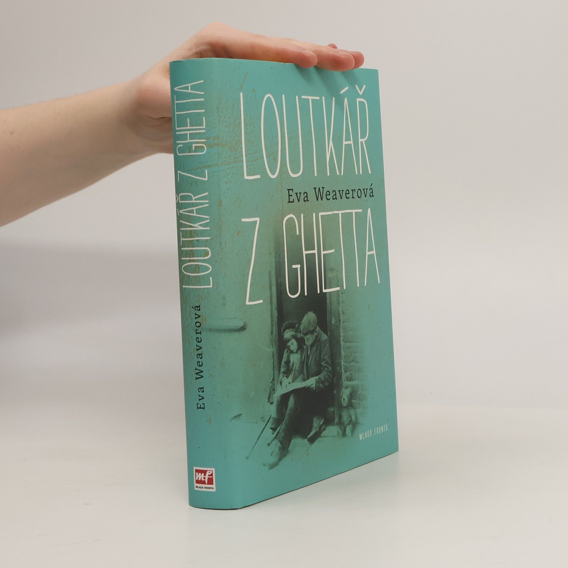 Eva Weaver Loutkář z ghetta