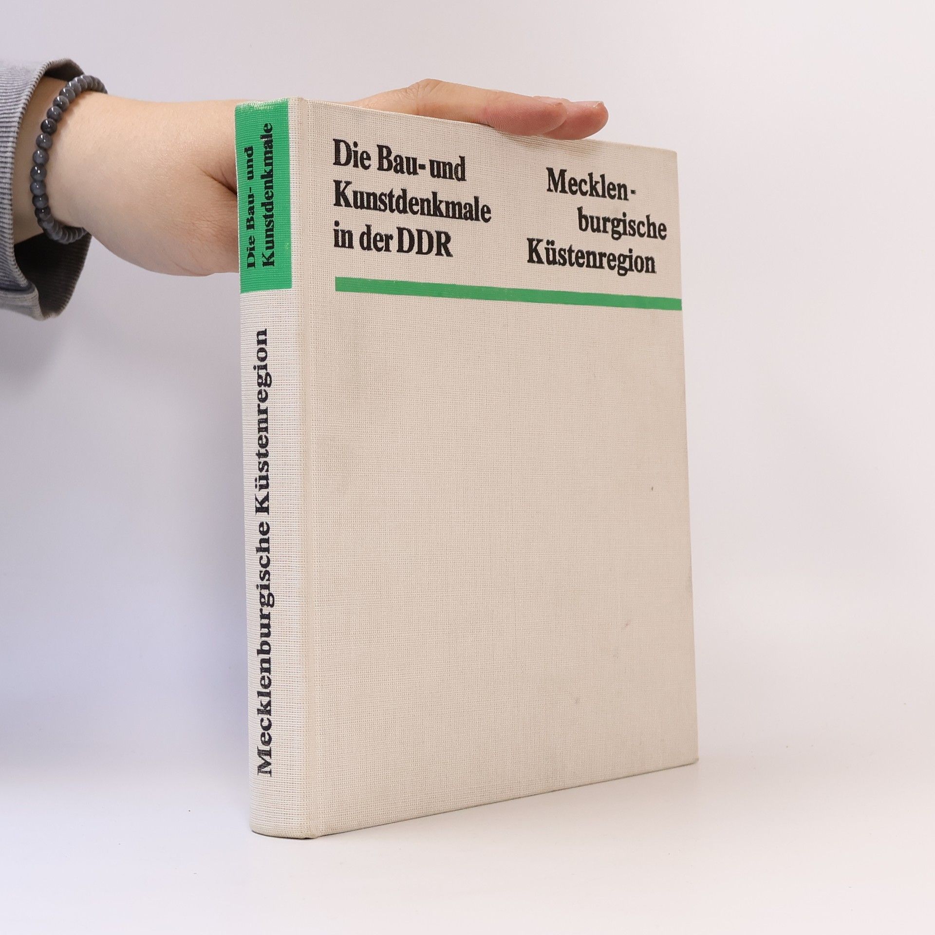 Gerd-Rainer Baier Die Bau- und Kunstdenkmale in der DDR