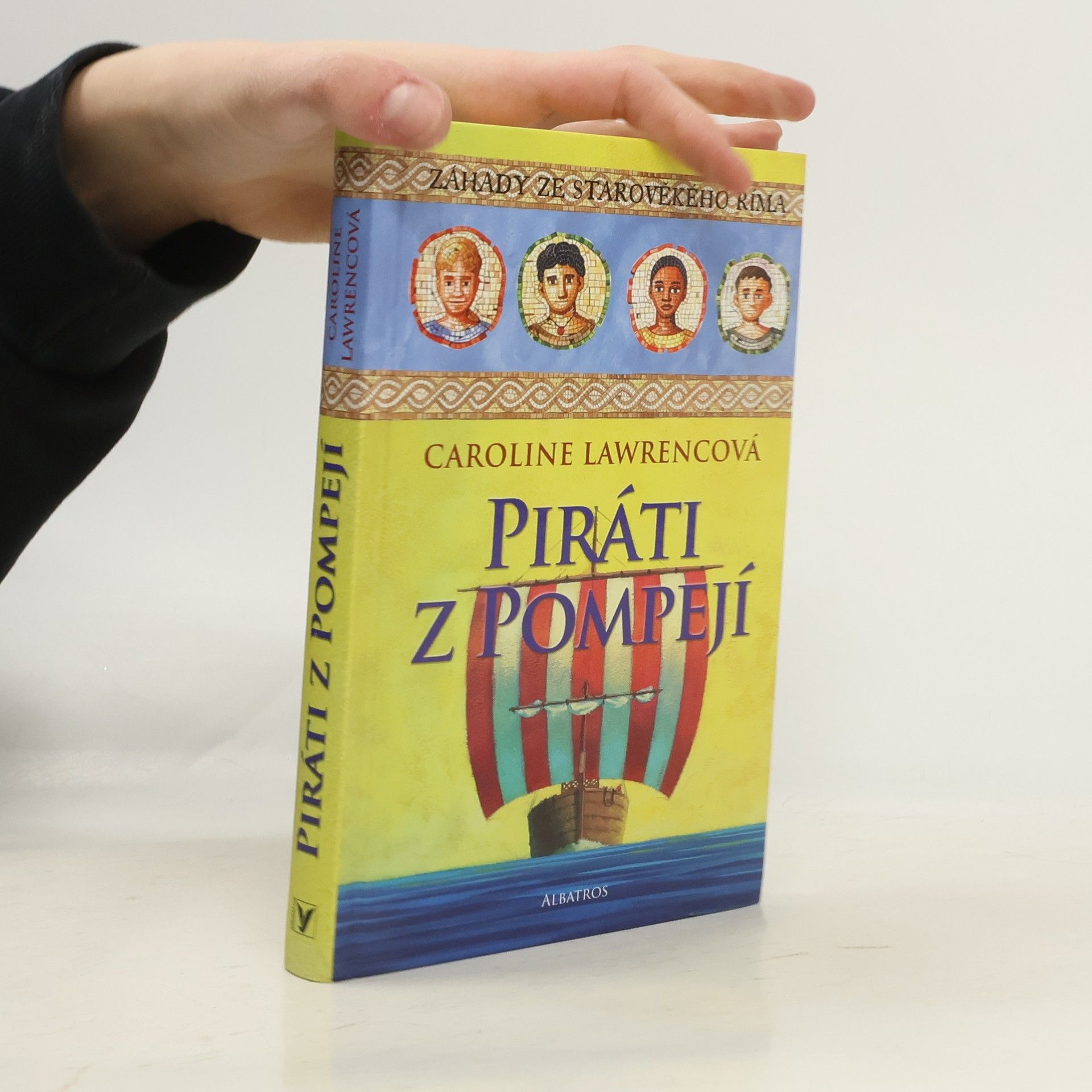 Caroline Lawrencová Piráti z Pompejí