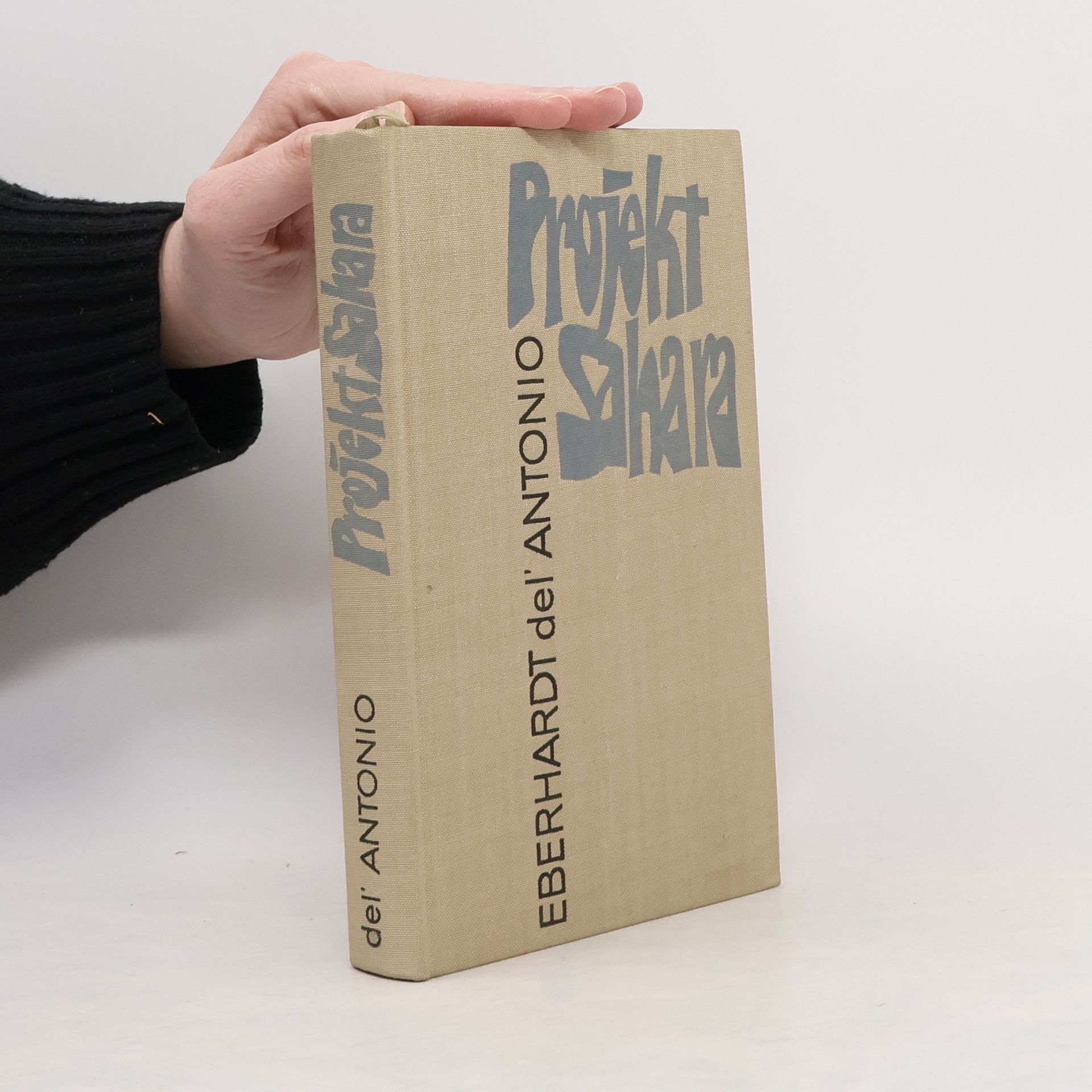 Eberhardt Deľantonio Projekt Sahara