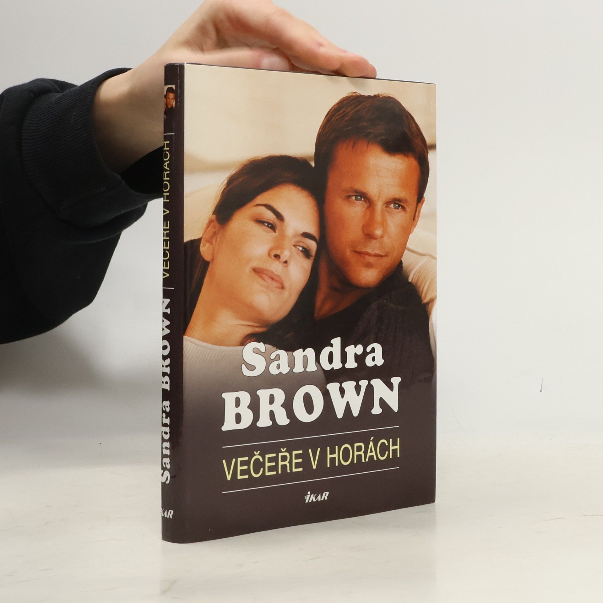 Sandra Brown Večeře v horách