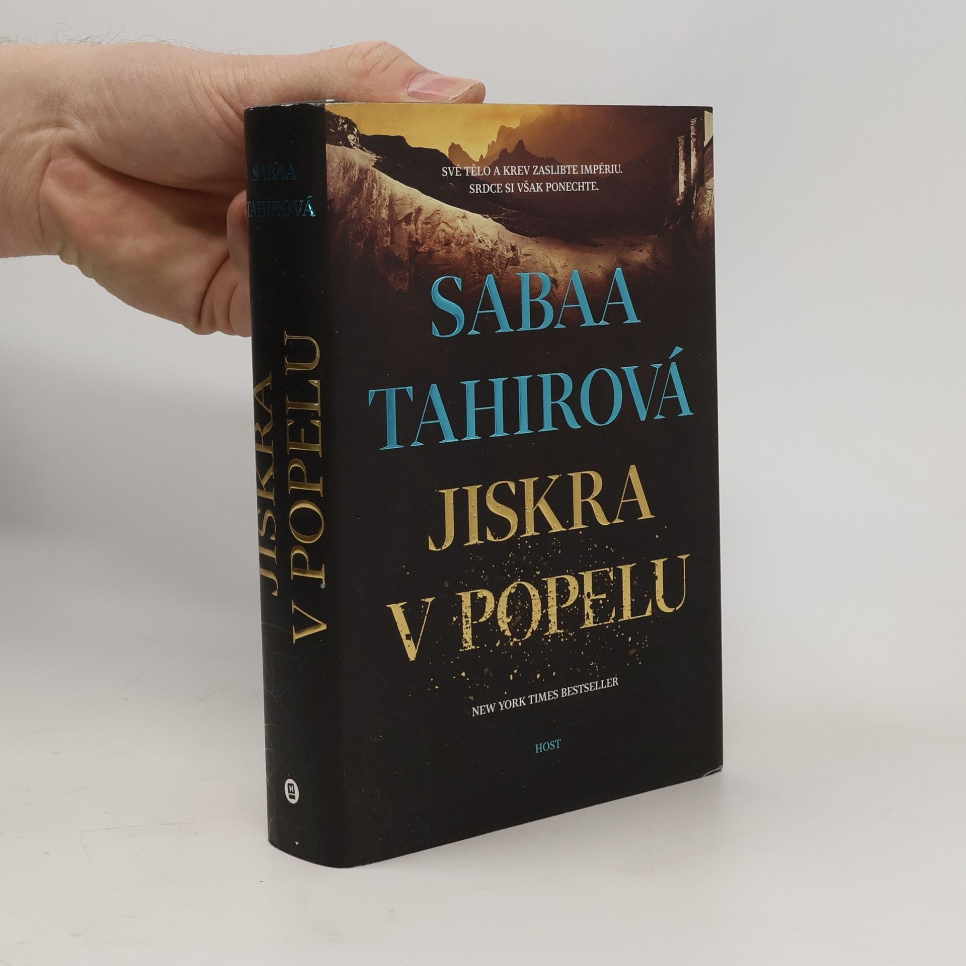 Sabaa Tahir Jiskra v popelu