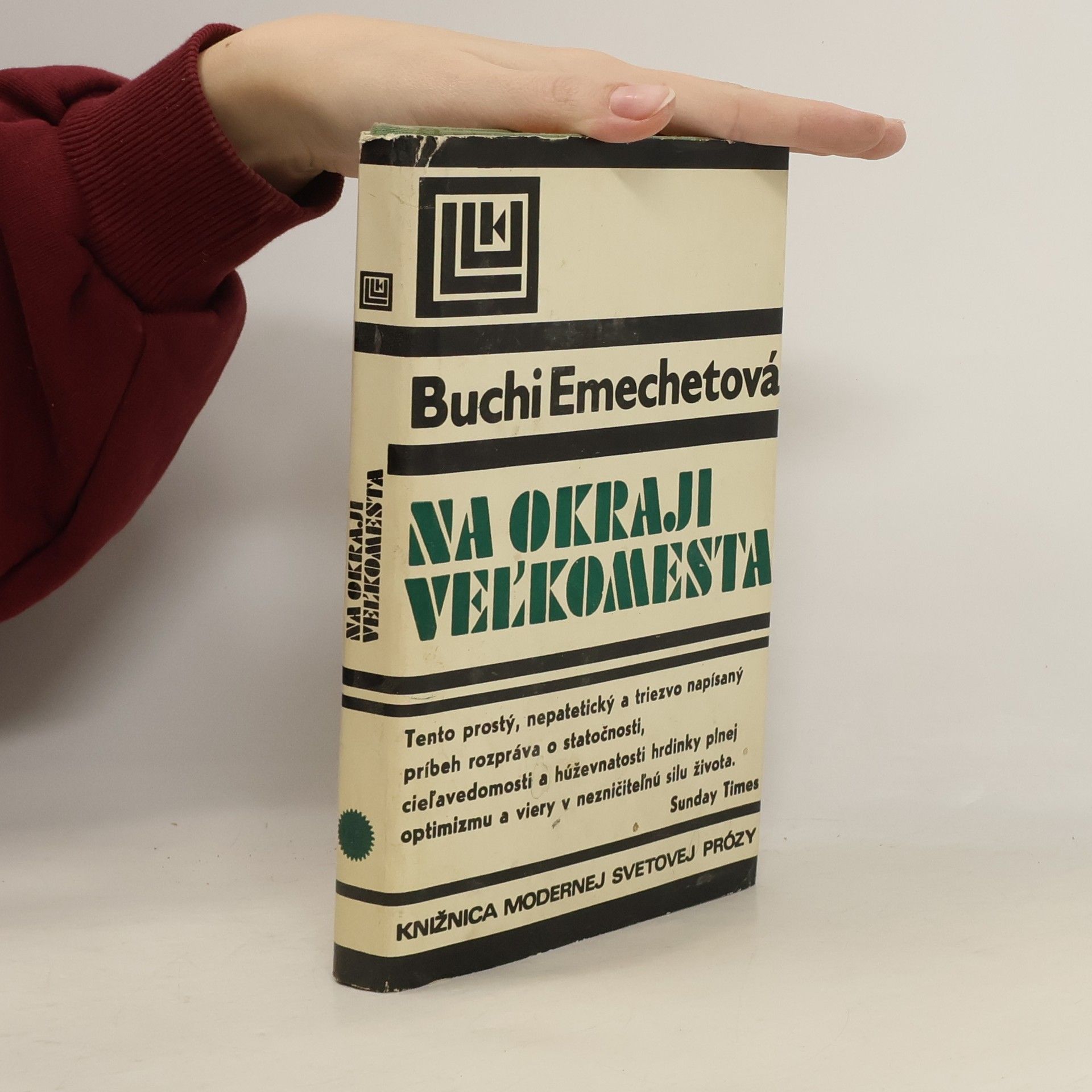 Buchi Emecheta Na okraji veľkomesta