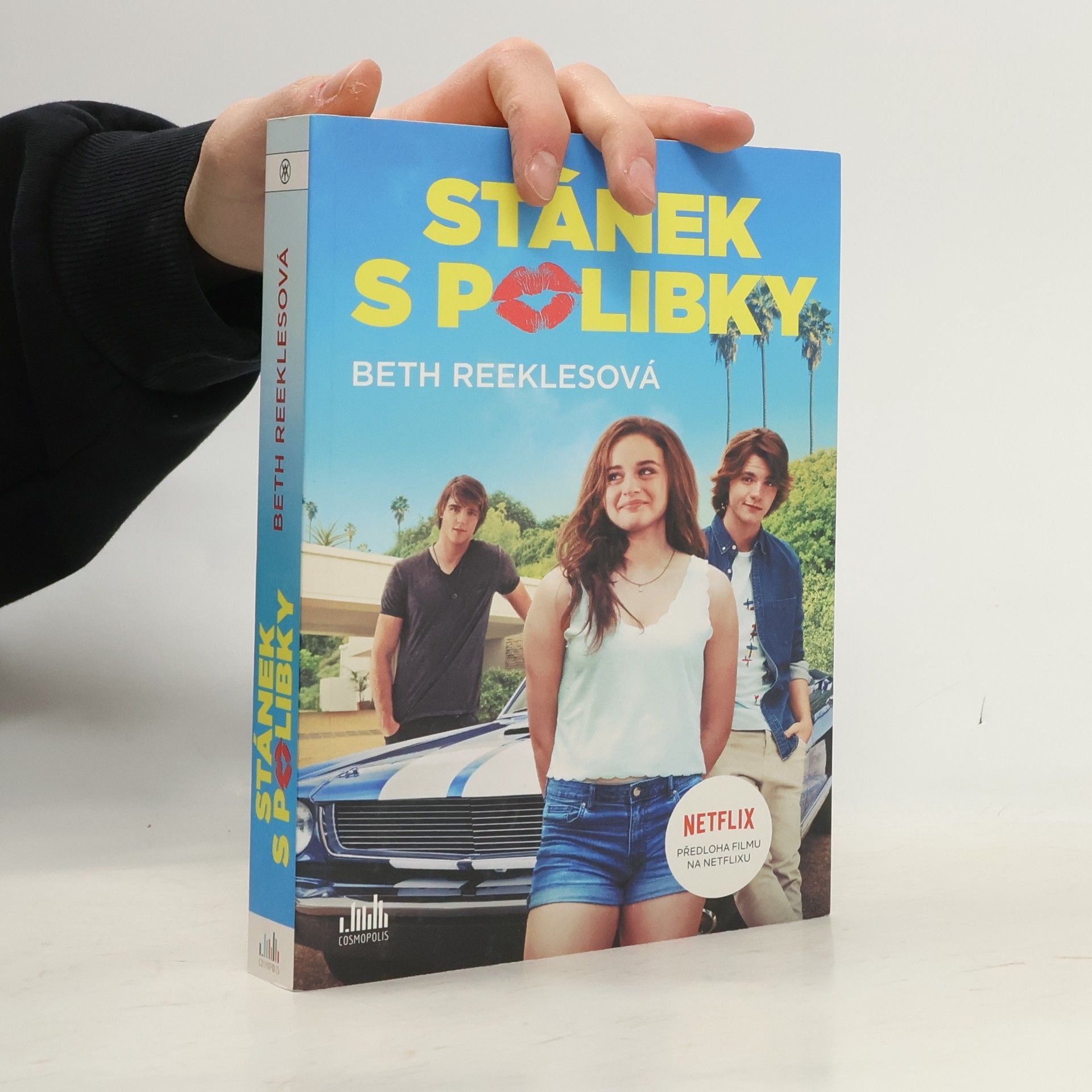 Beth Reekles Stánek s polibky