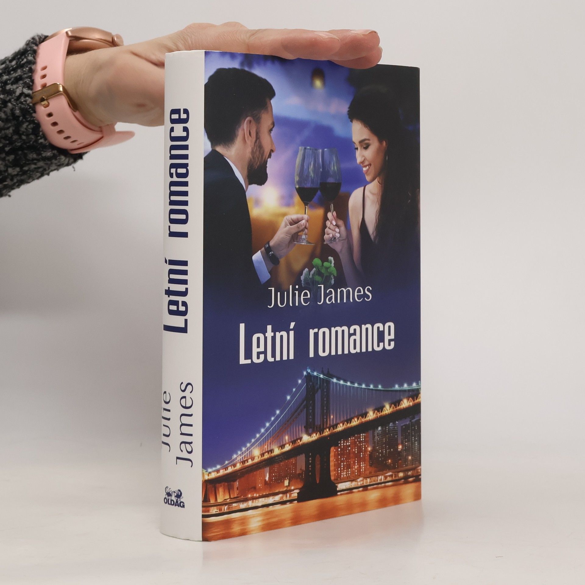 Julie James Letní romance