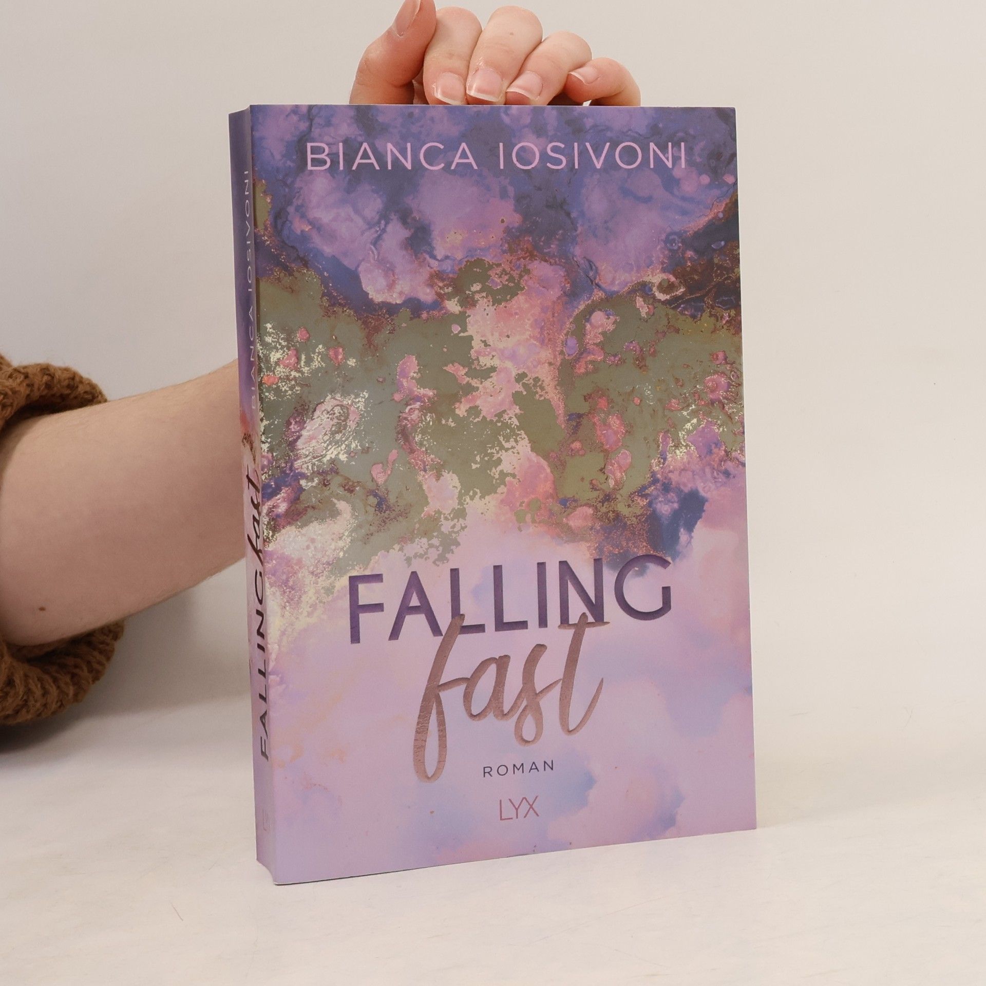 Bianca Iosivoni Falling fast