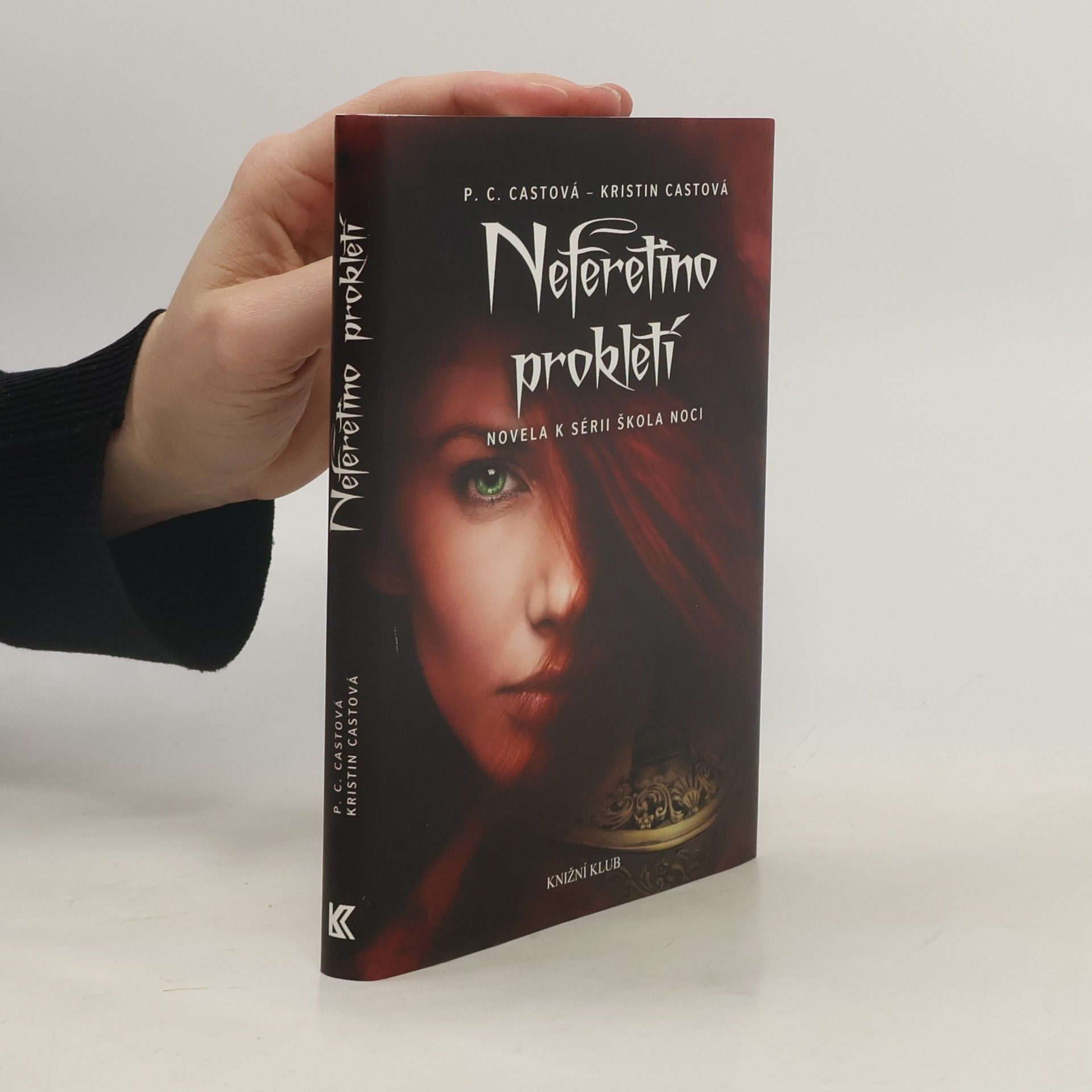 Phyllis Christine Cast Neferetino prokletí. Škola noci 3