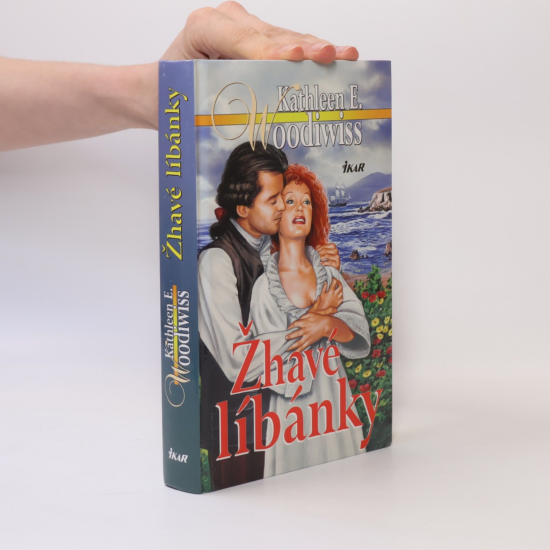 Kathleen E. Woodiwiss Žhavé líbánky