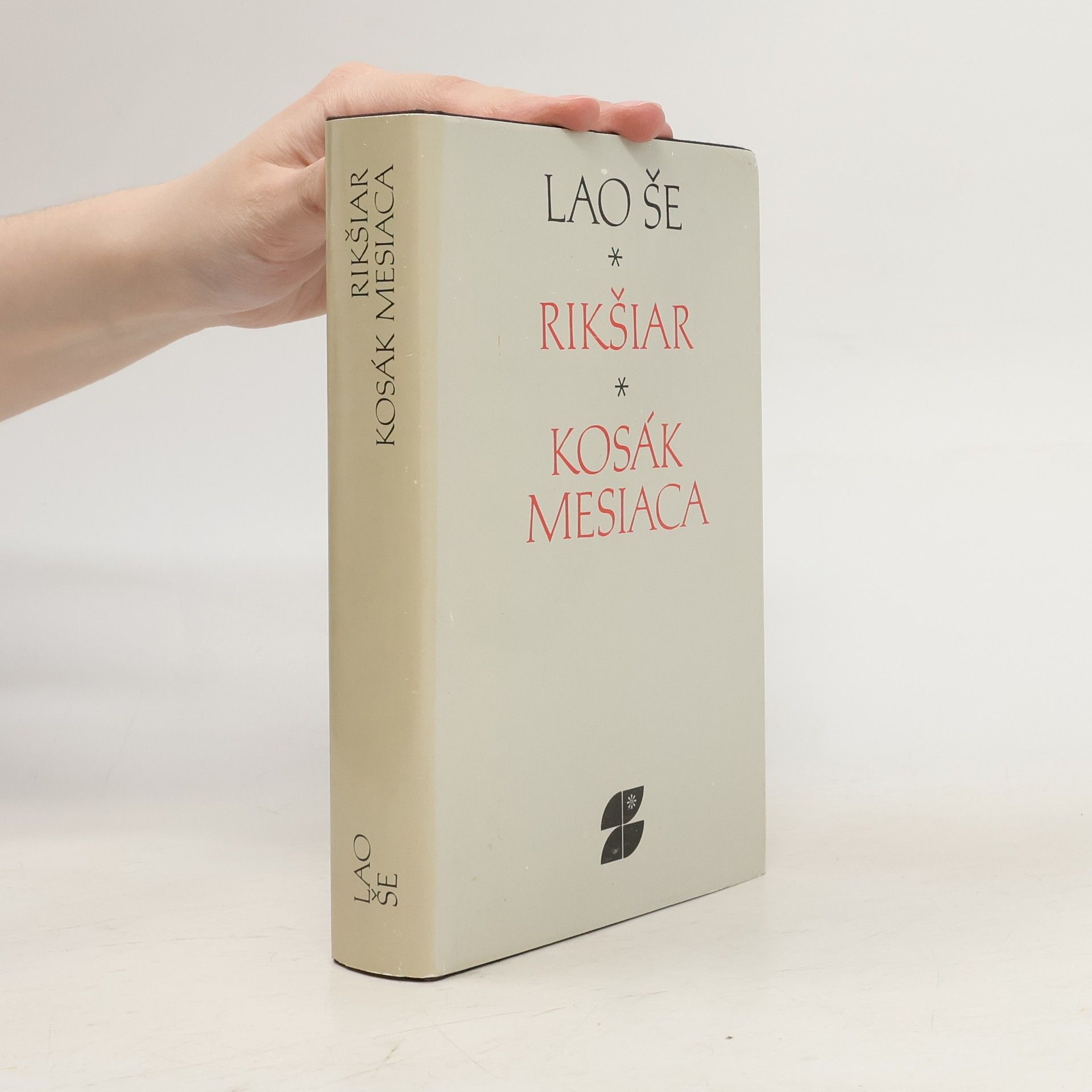 Lao She Rikšiar. Kosák mesiaca