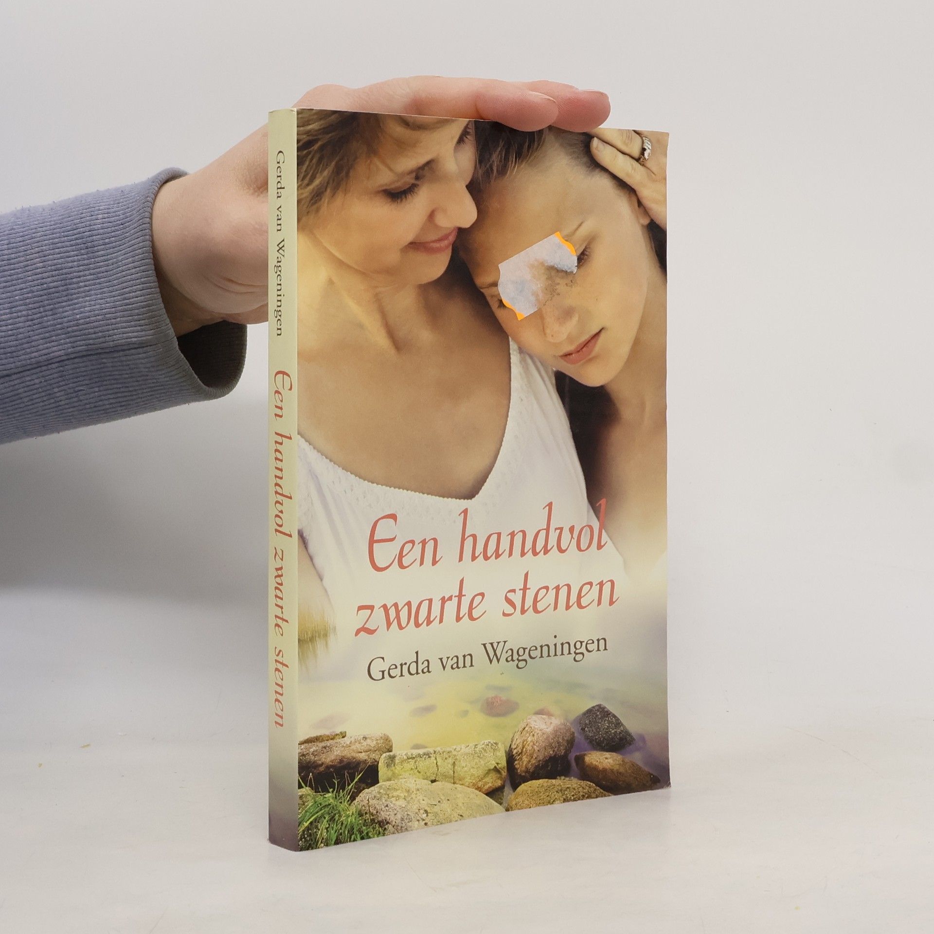 Gerda van Wageningen Een handvol zwarte stenen