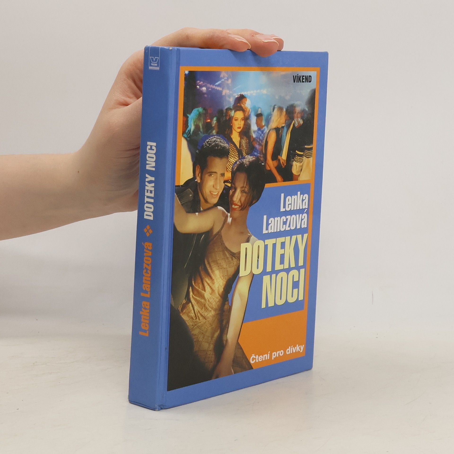 Lenka Lanczová Doteky noci