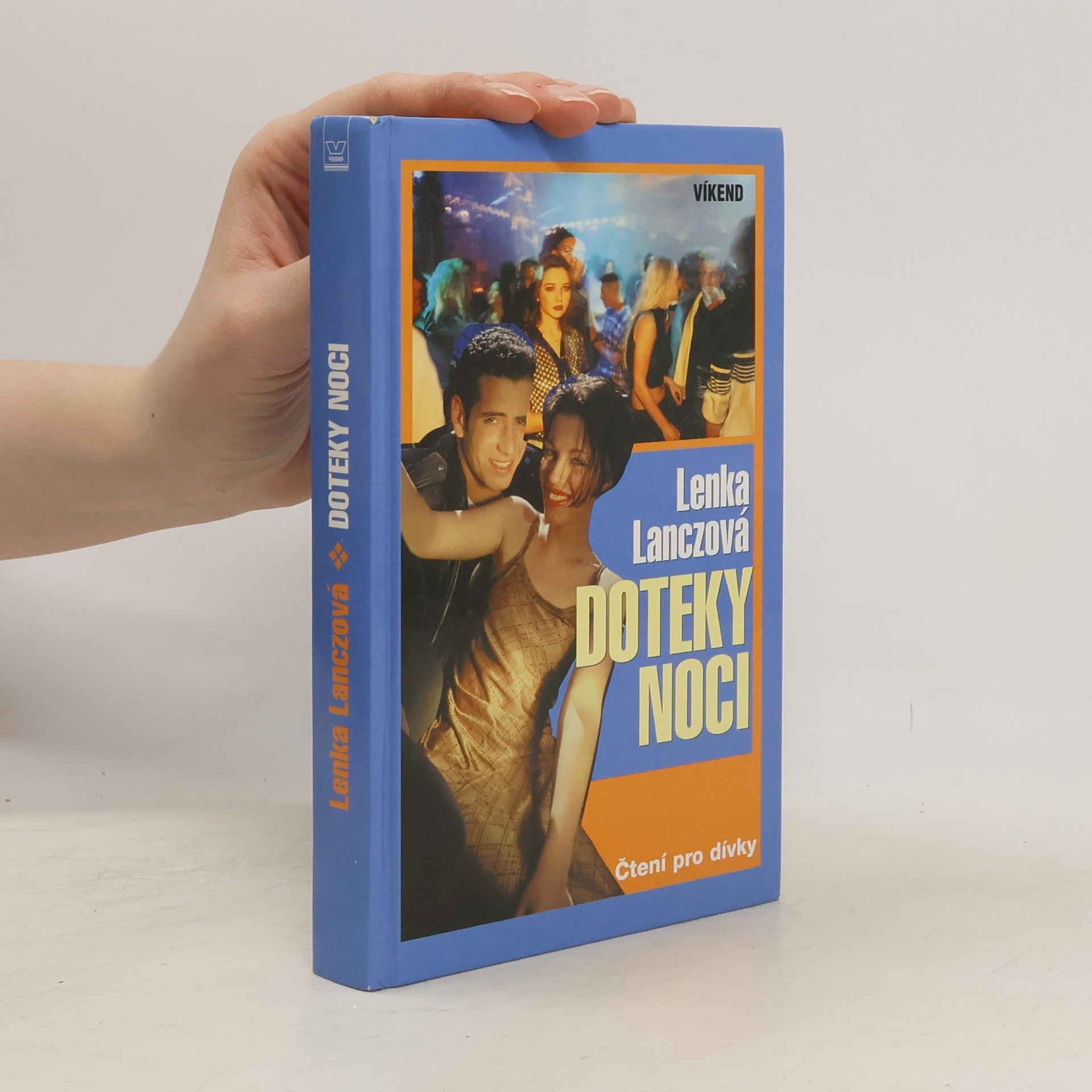 Lenka Lanczová Doteky noci