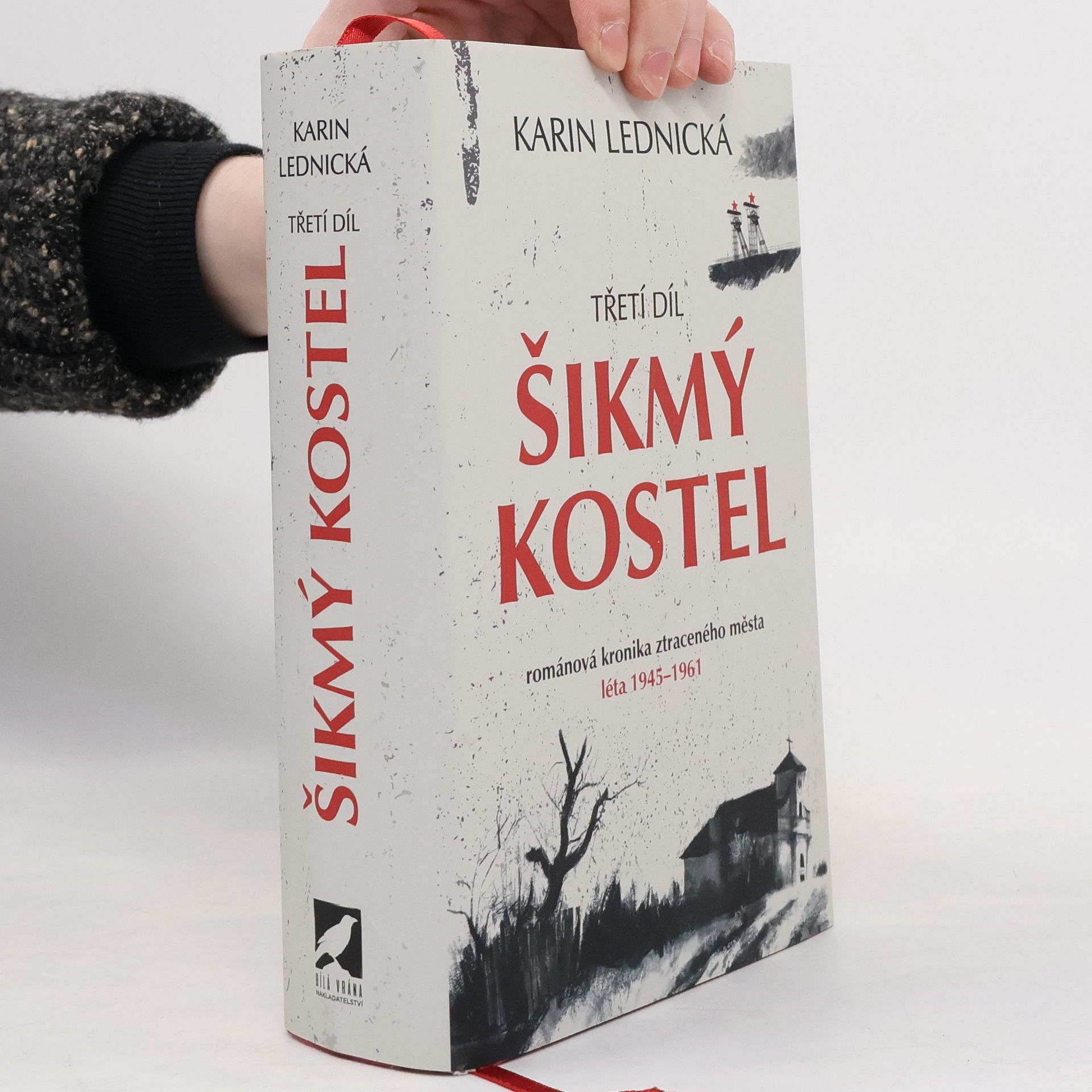 Karin Lednická Šikmý kostel 3