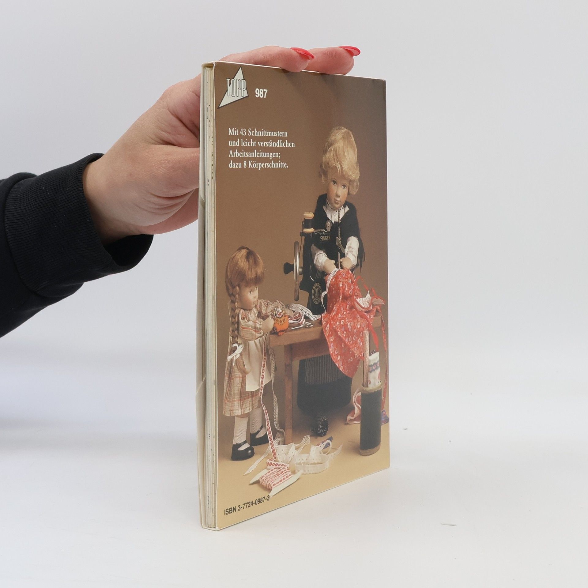 Christa Franck Garderobe für Stoff-Puppenkinder