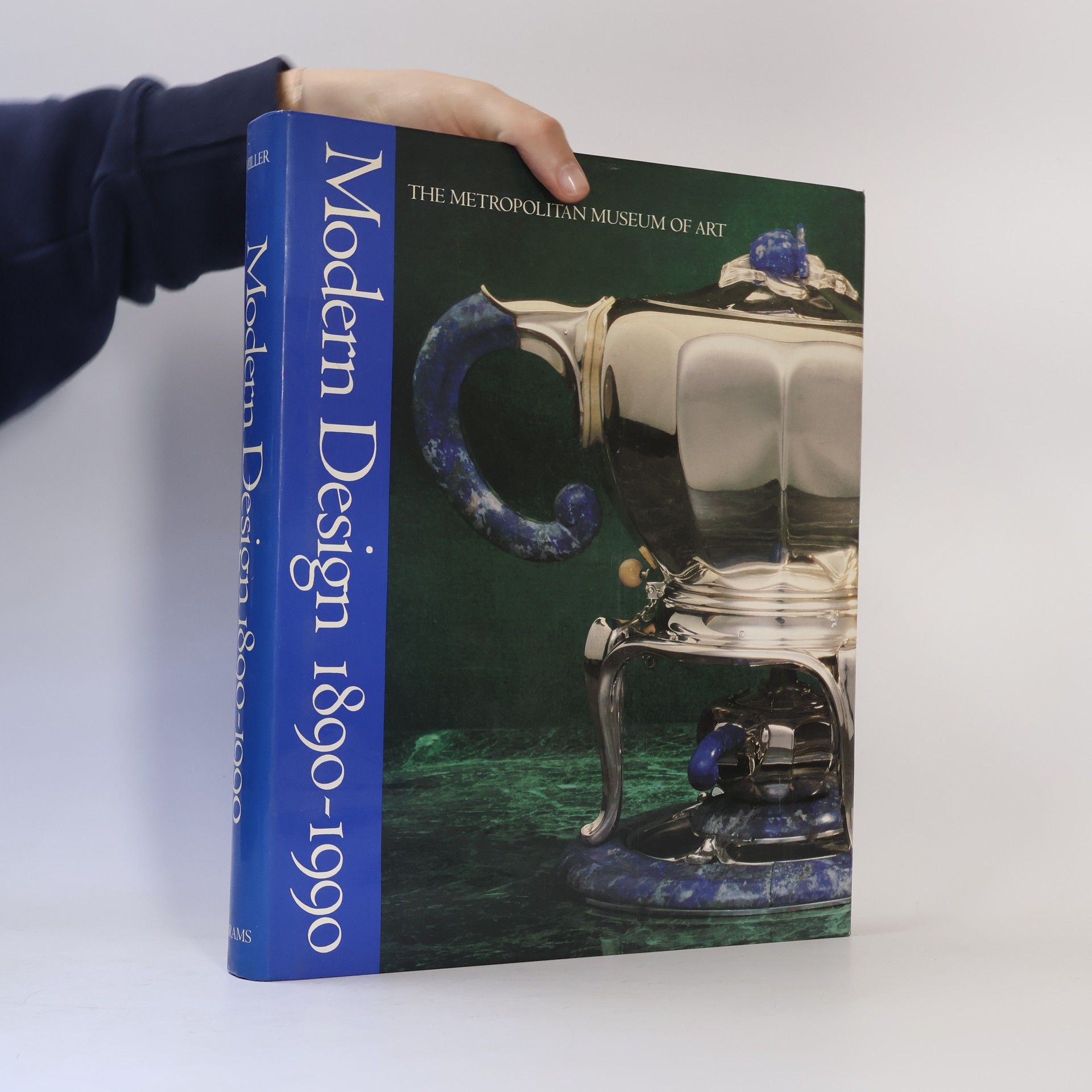 Craig R Miller Modern Design in the Metropolitan Museum of Art, 1890-1990