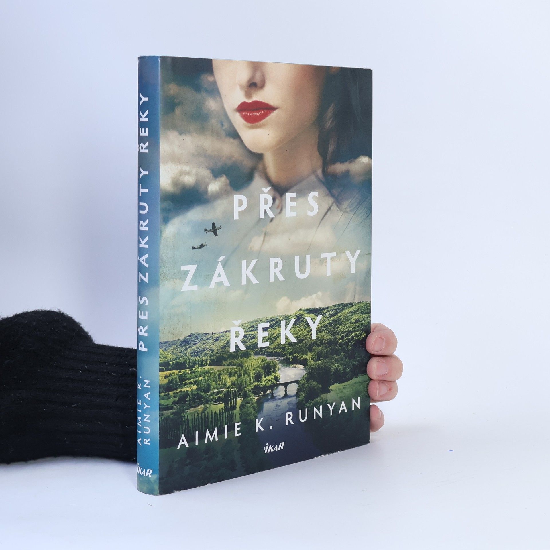 Aimie K. Runyan Přes zákruty řeky