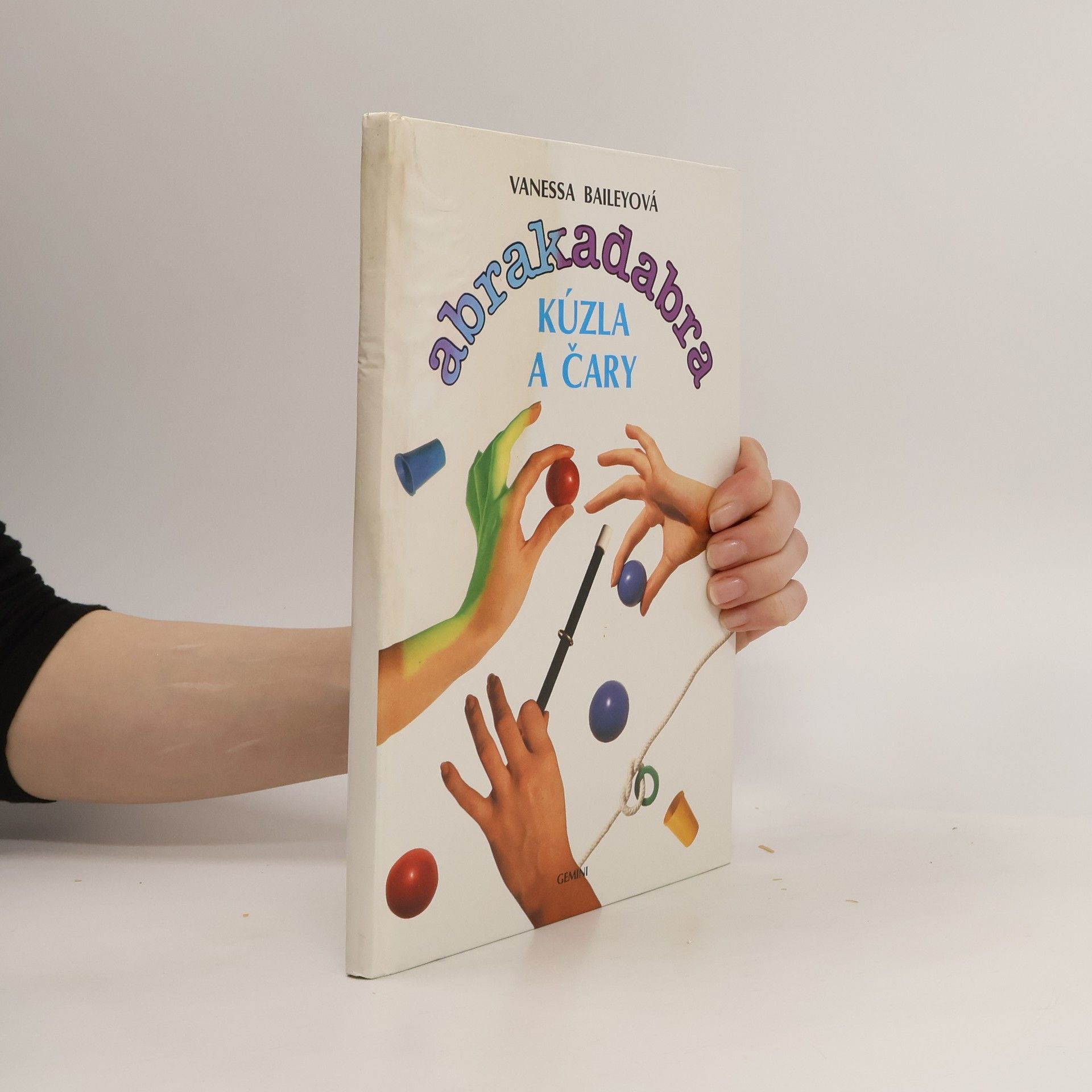 Vanessa Bailey Abrakadabra kúzla a čary - triky s kartami