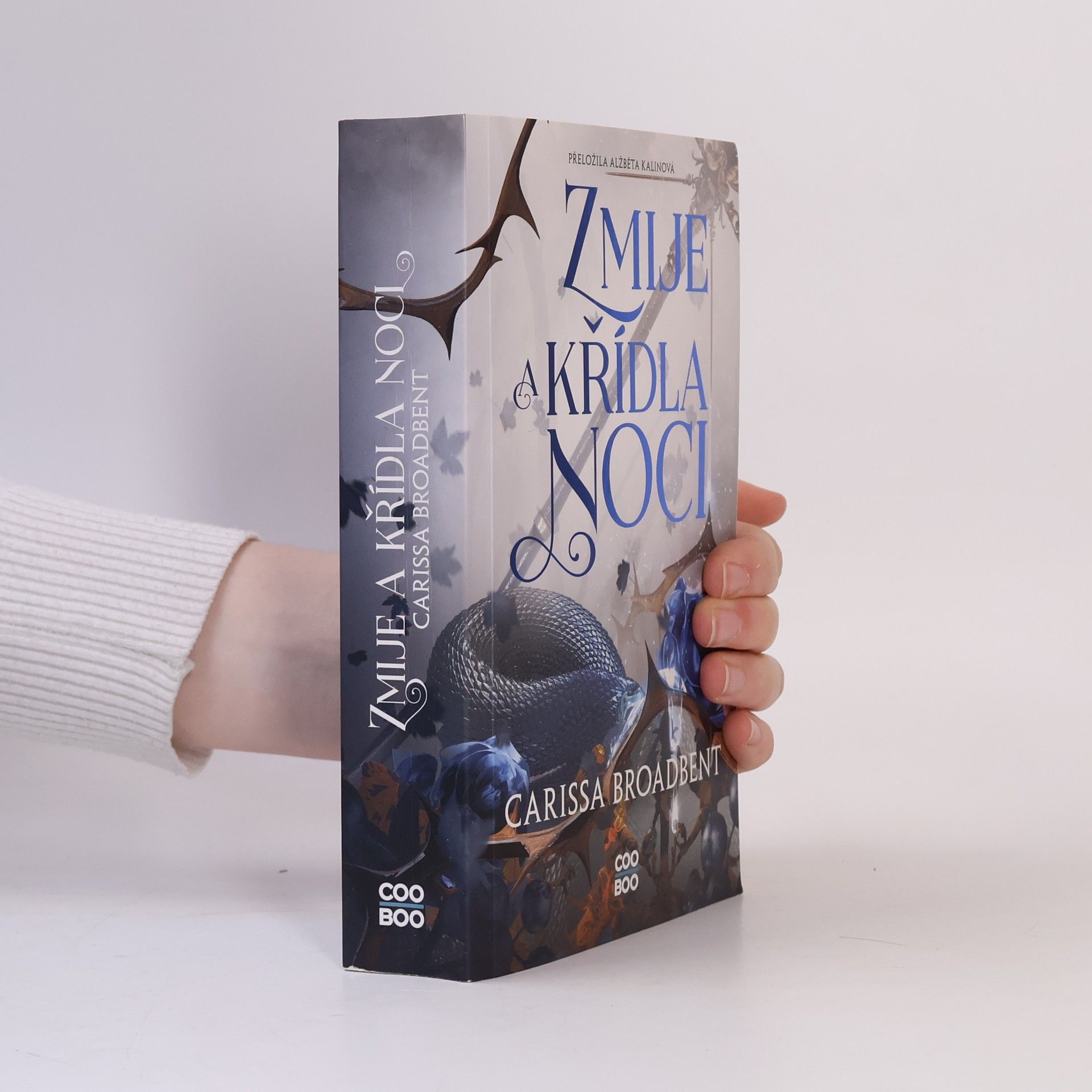 Carissa Broadbent Zmije a křídla noci