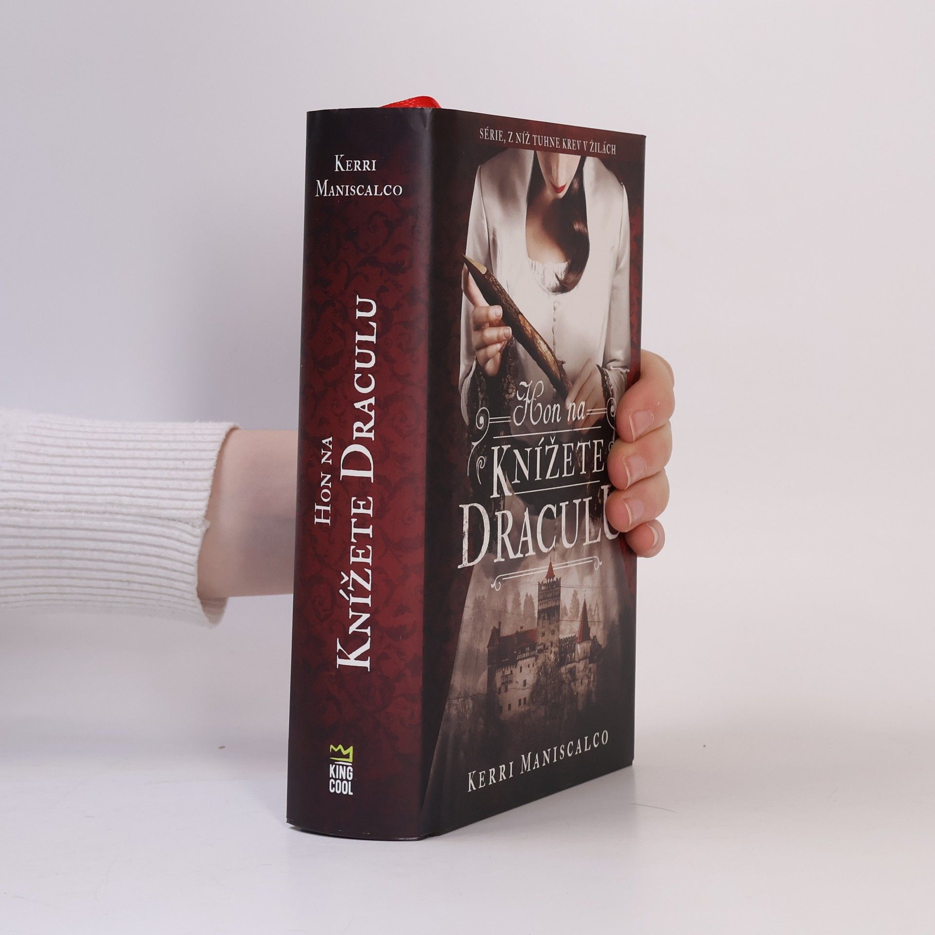Kerri Maniscalco Hon na knížete Draculu