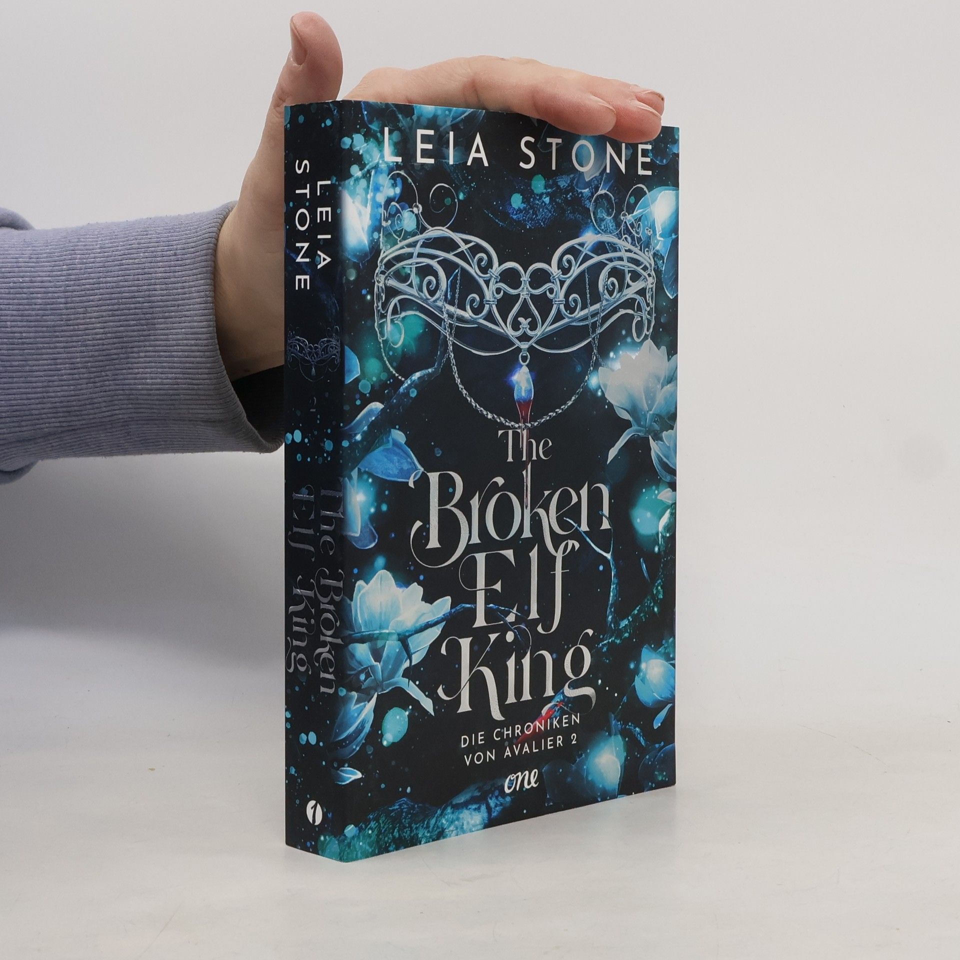 Leia Stone The Broken Elf King / Die Chroniken von Avalier Bd.2