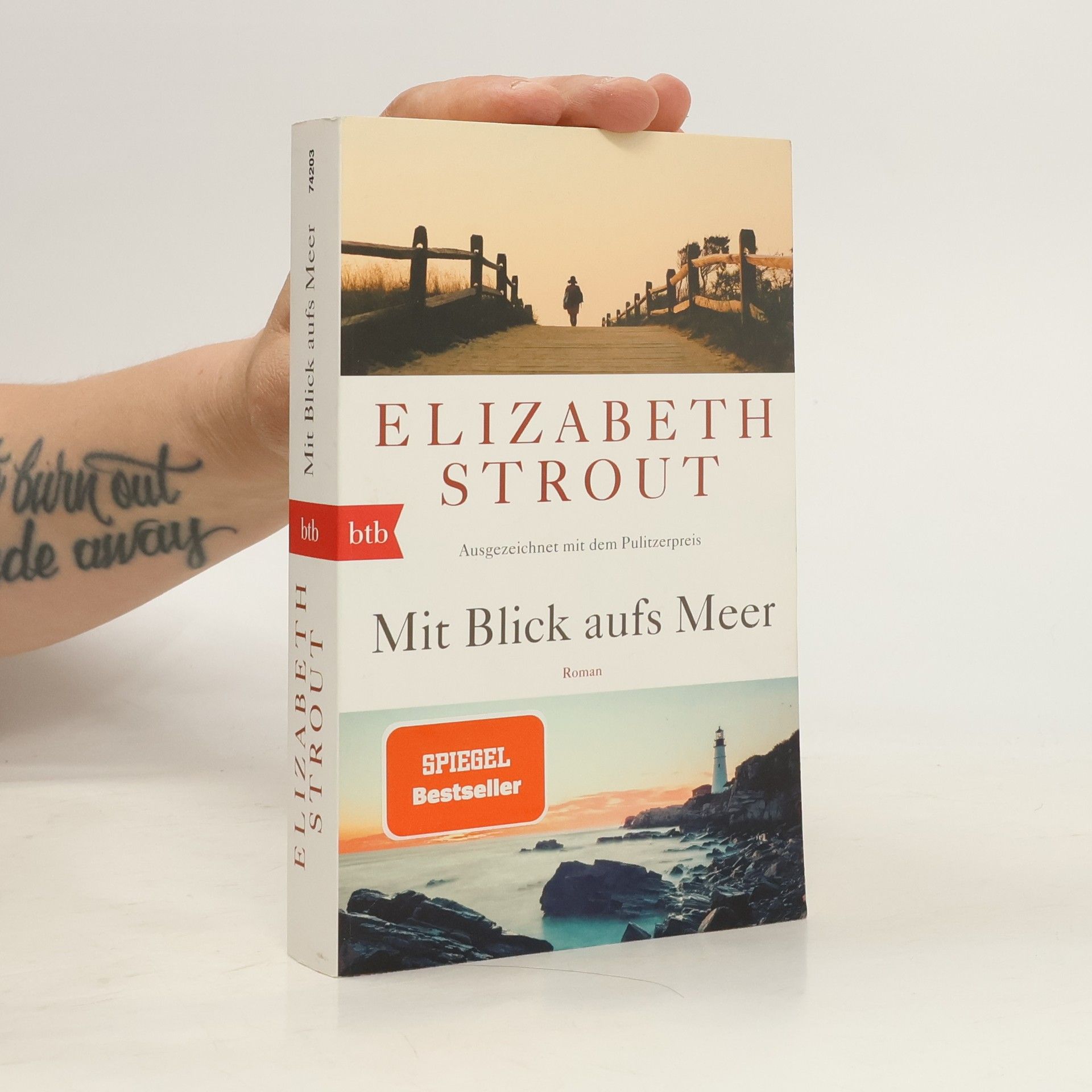 Elizabeth Strout Mit Blick aufs Meer