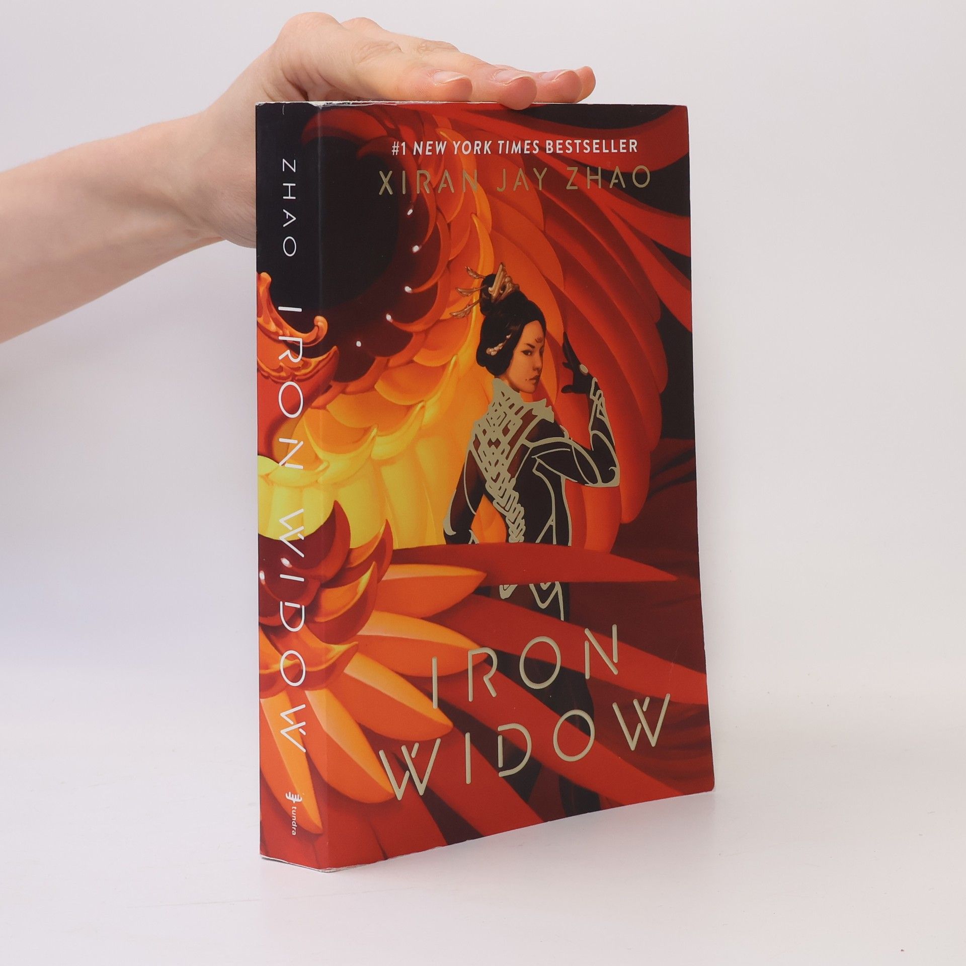 Xiran Jay Zhao Iron Widow