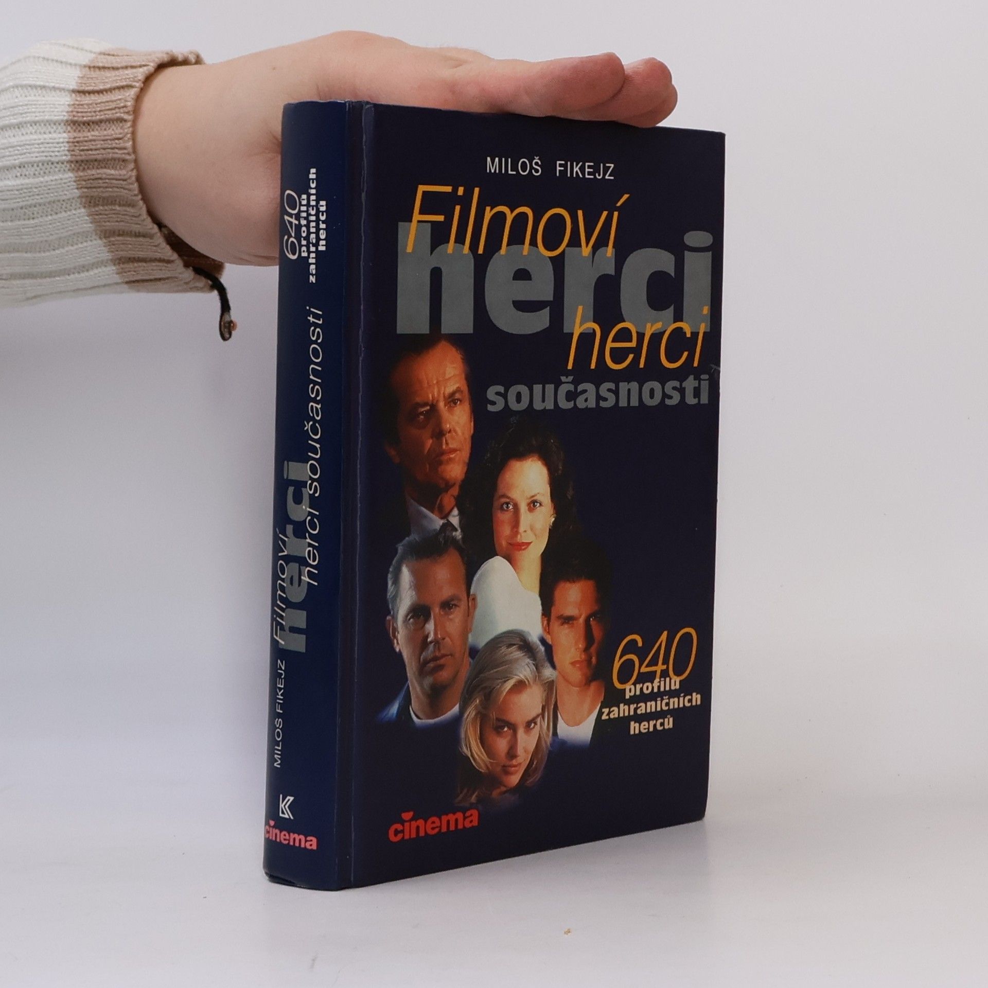 Filmoví herci současnosti. 640 profilů zahraničních herců