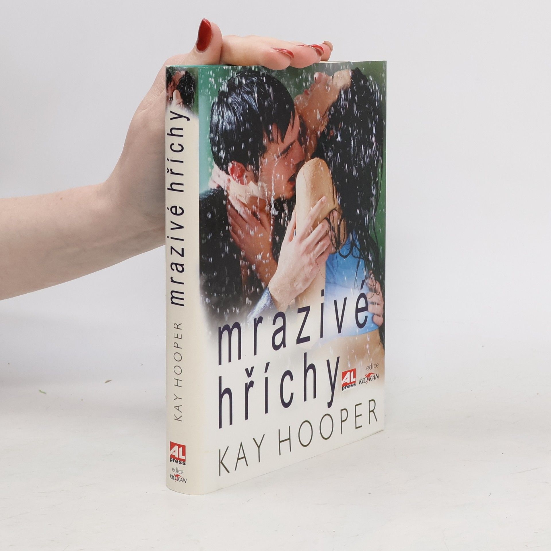 Kay Hooper Mrazivé hříchy