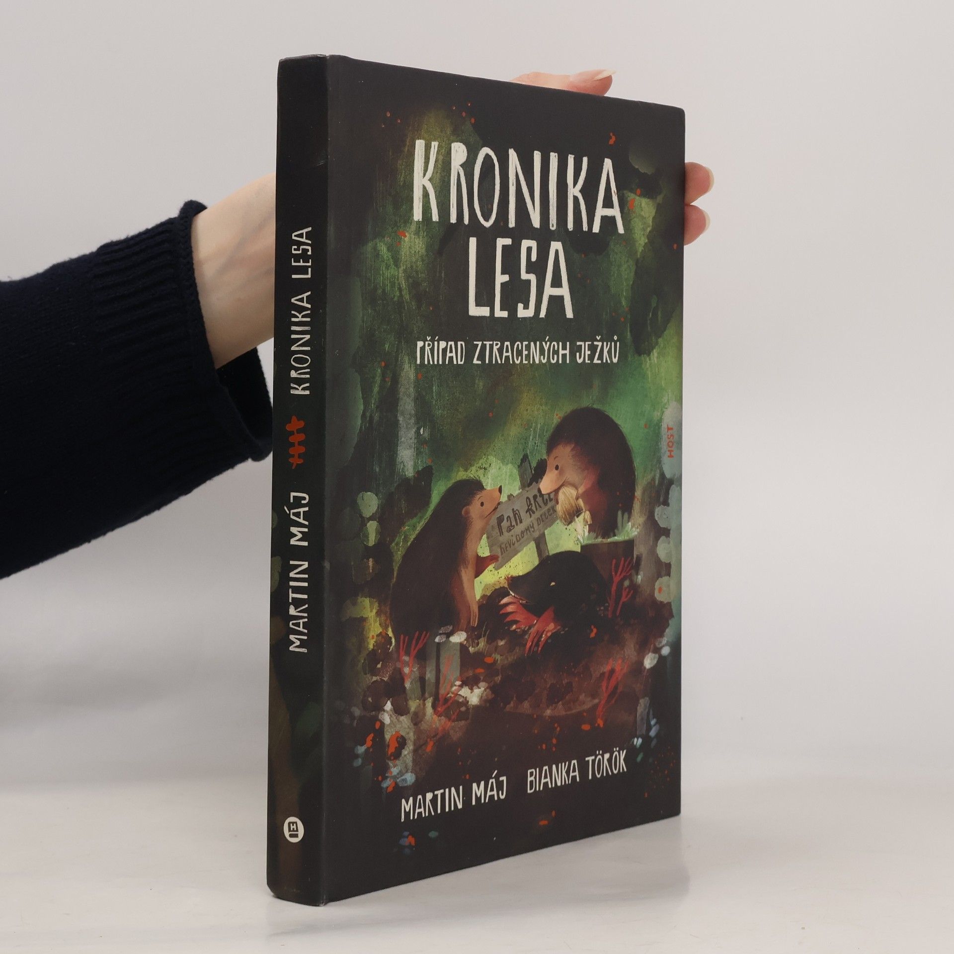 Bianka Török Kronika lesa. Případ ztracených ježků