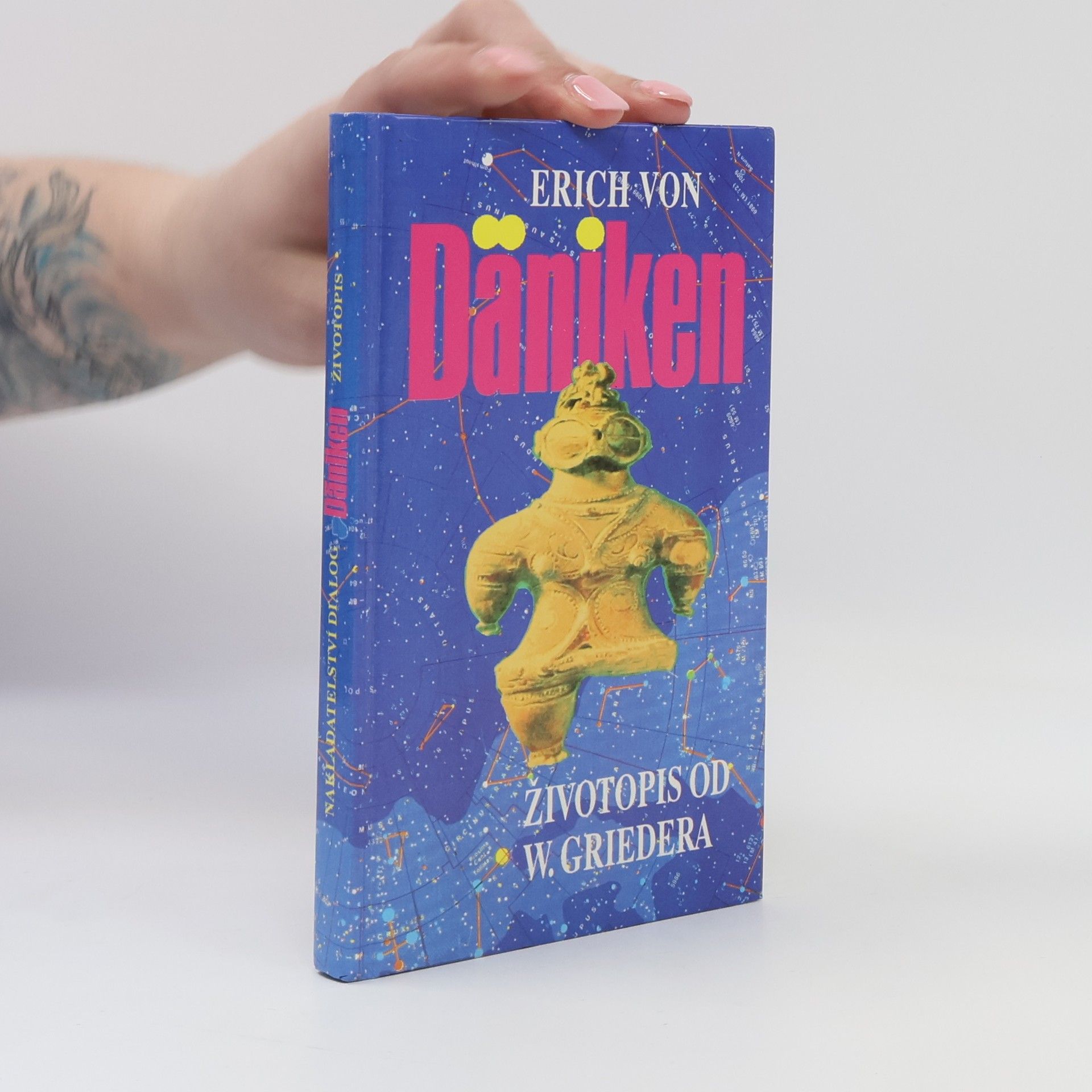 Erich von Däniken Životopis od Waltera Griedera