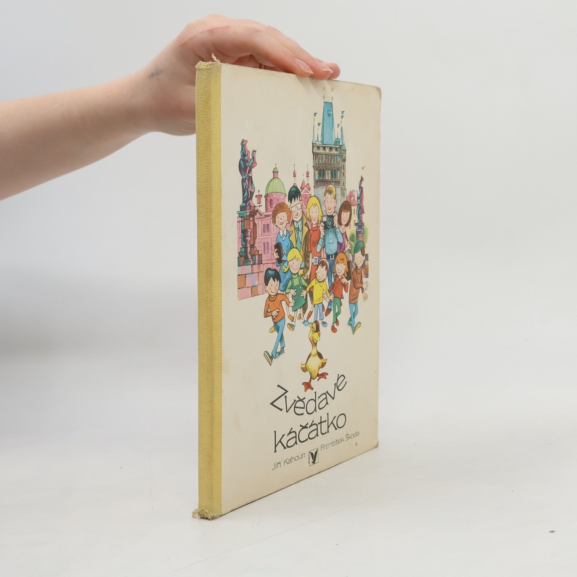 Jiří Kahoun Zvědavé káčátko