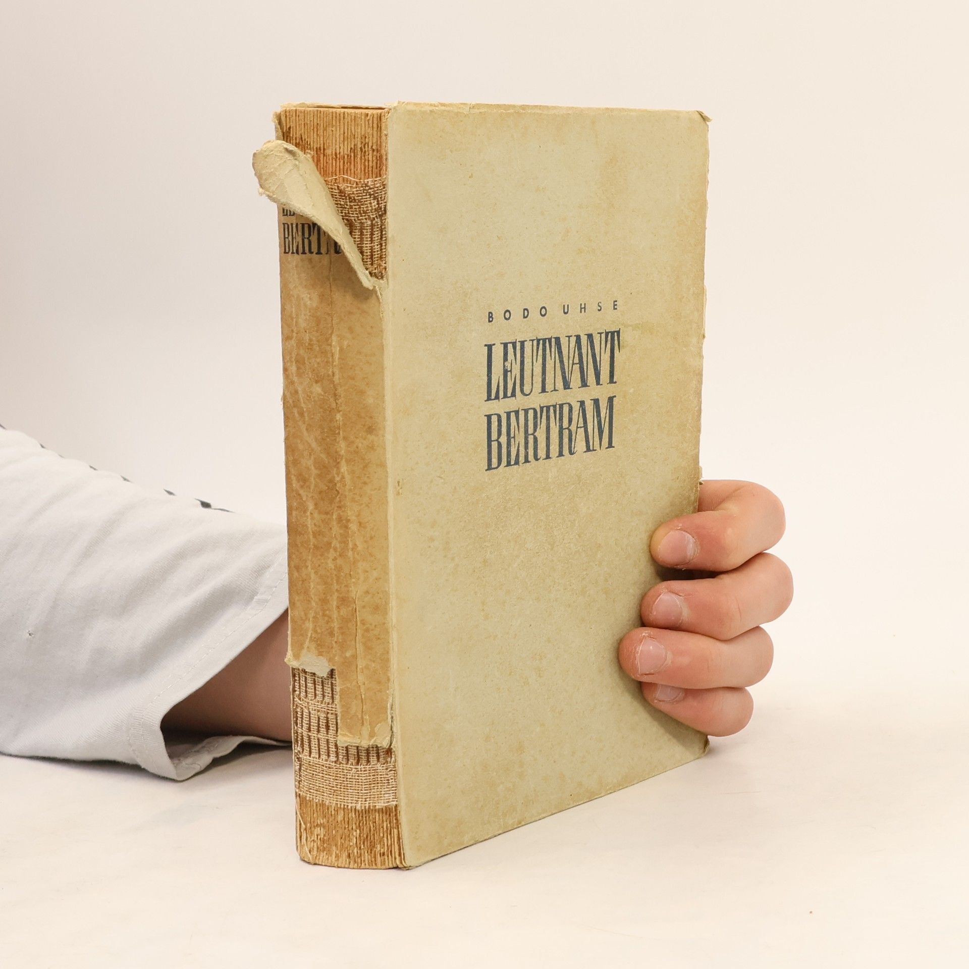 Bodo Uhse Leutnant Bertram