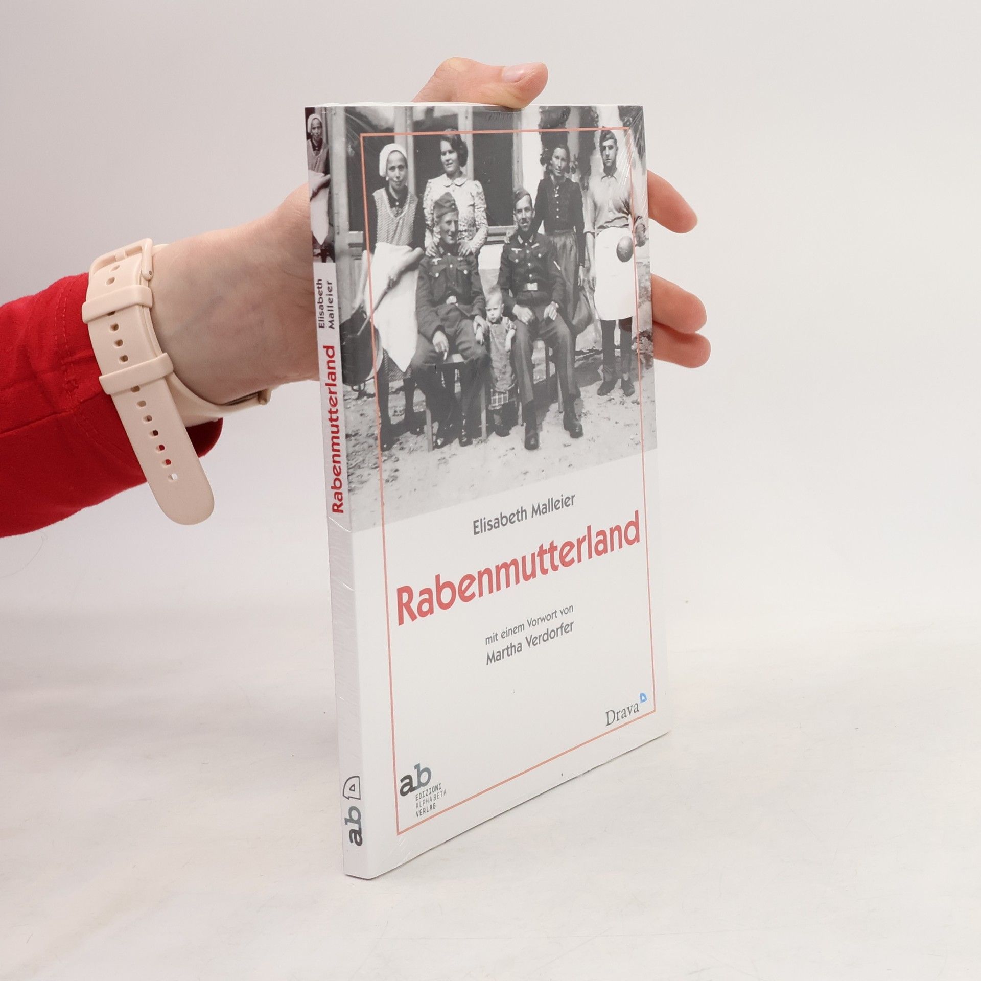 Elisabeth Malleier Territorio/Gesellschaft: Rabenmutterland