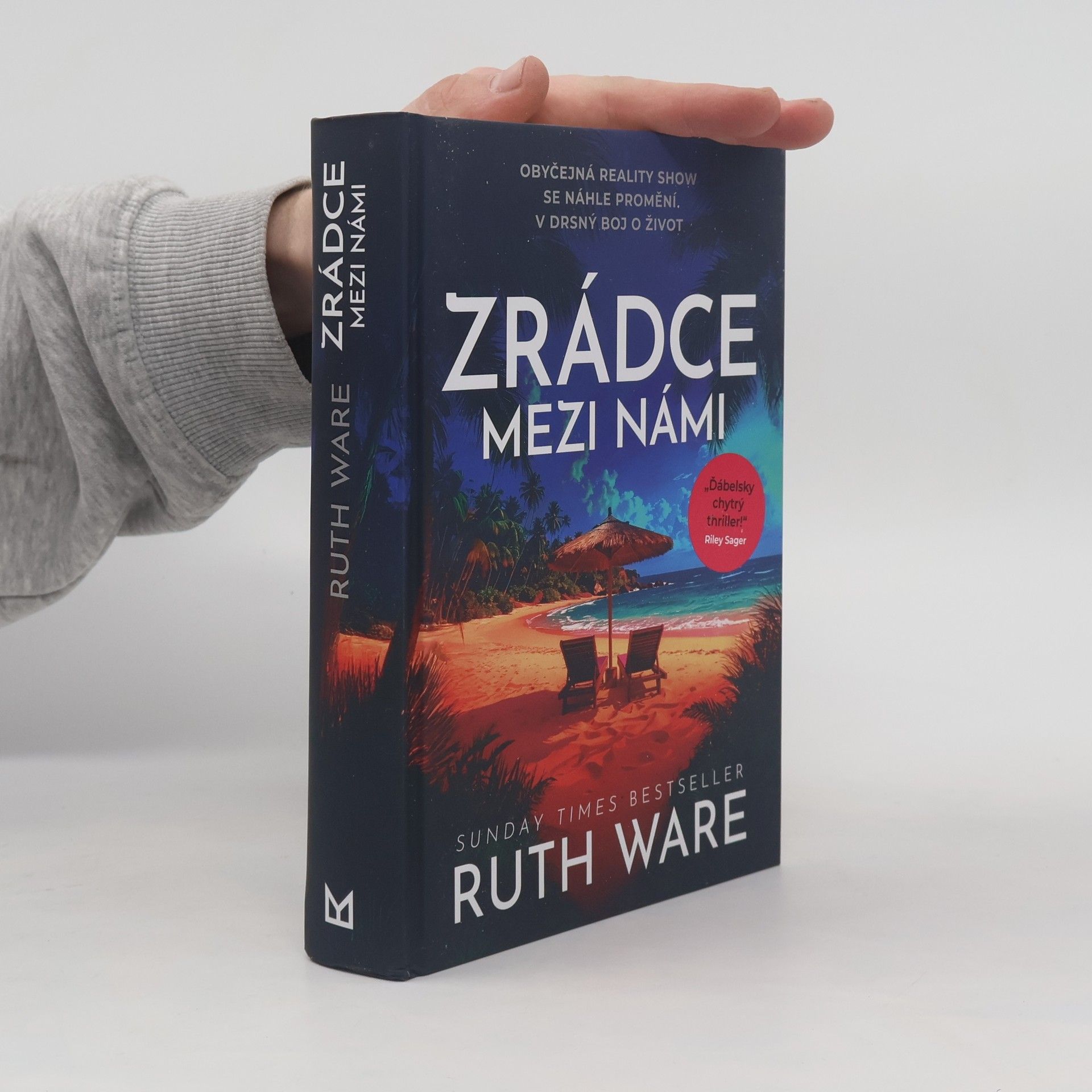 Ruth Ware Zrádce mezi námi