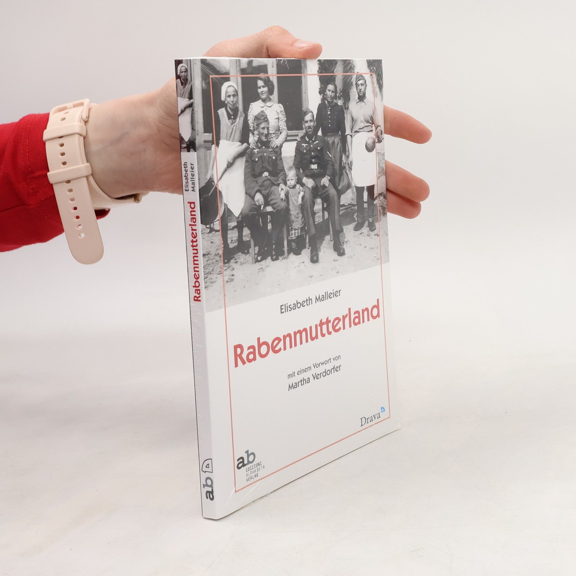 Elisabeth Malleier Territorio/Gesellschaft: Rabenmutterland