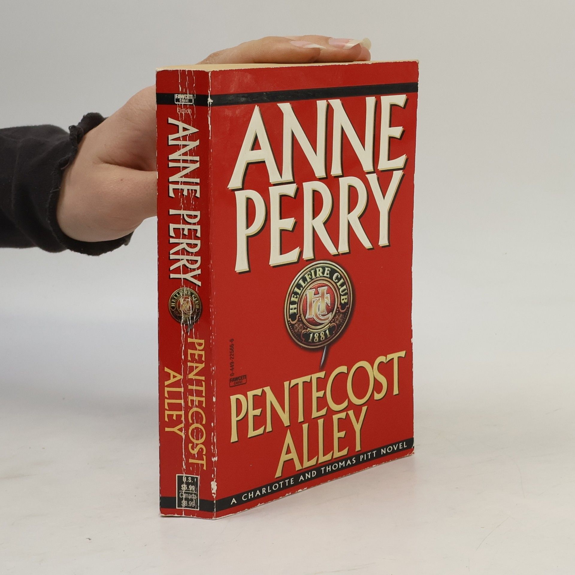 Anne Perry Charlotte and Thomas Pitt: Pentecost Alley