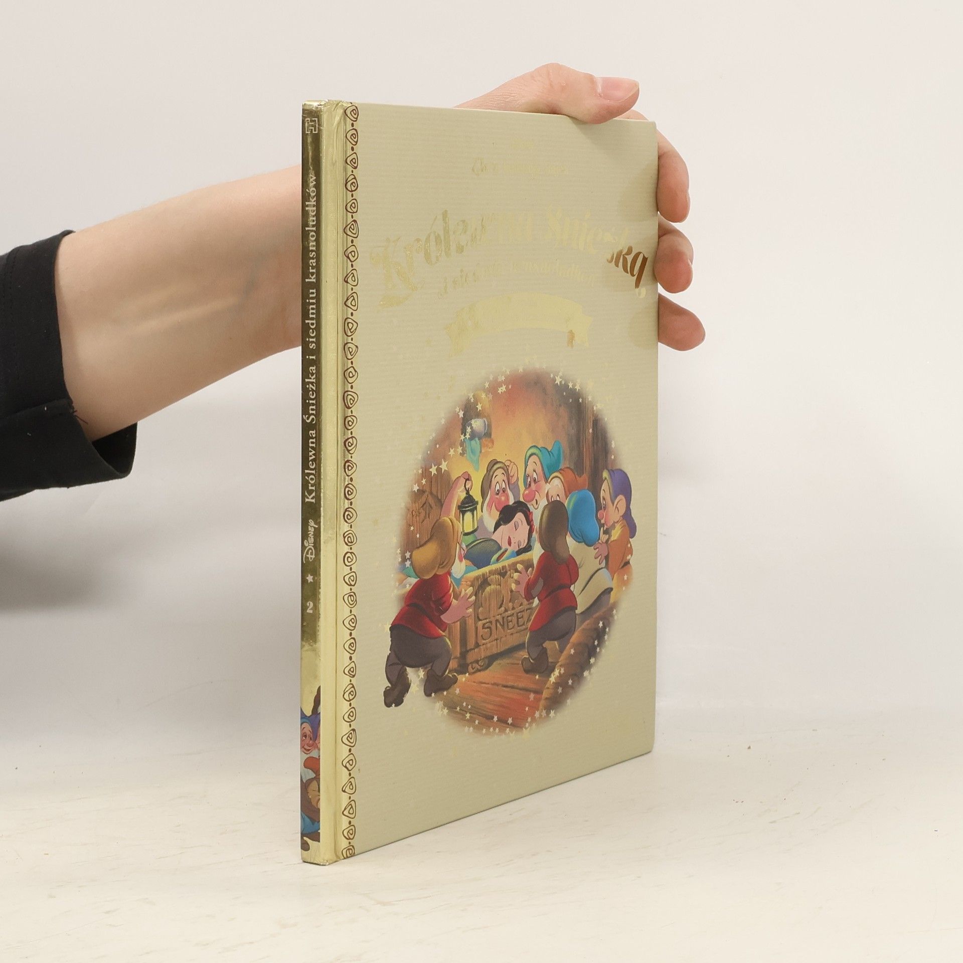 Małgorzata Strzałkowska Opowieści z Krainy Baśni - 2: Królewna Śnieżka i siedmiu krasnoludków