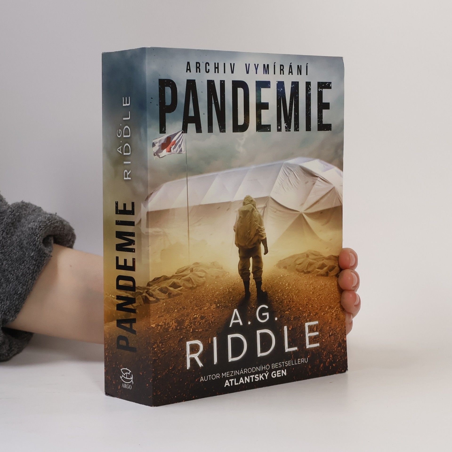 A. G. Riddle Archiv vymírání. Pandemie