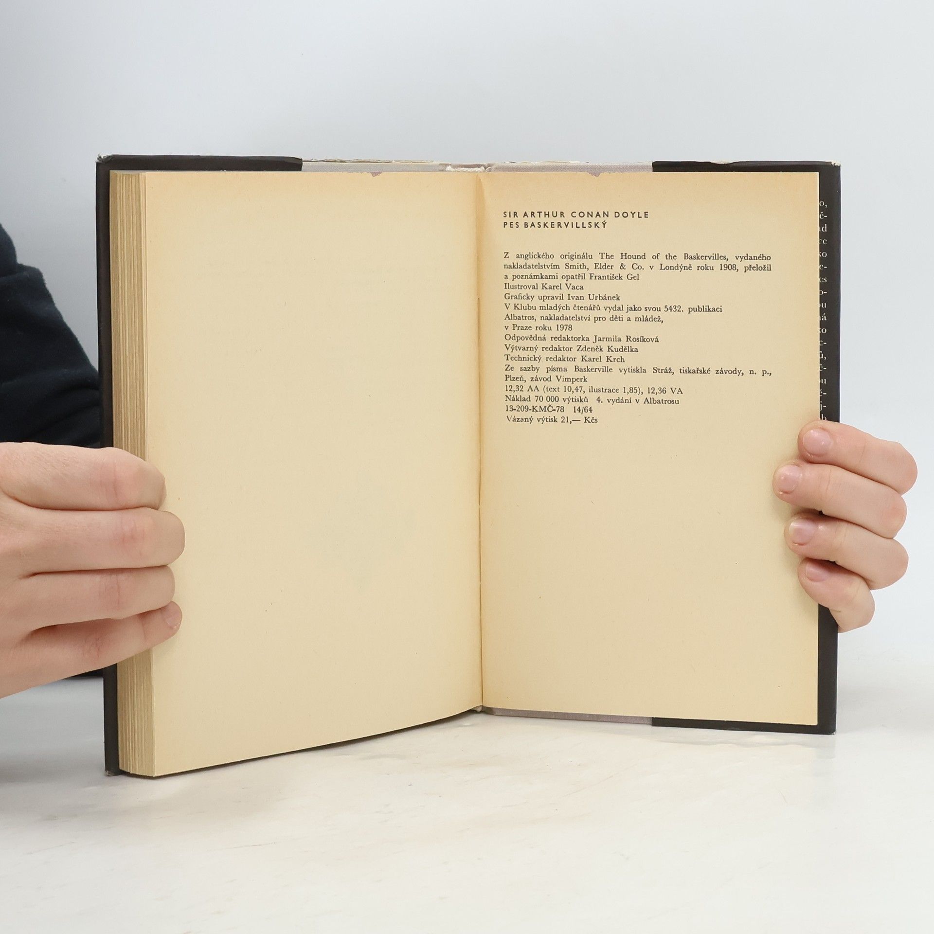 Arthur Conan Doyle Pes Baskervillský