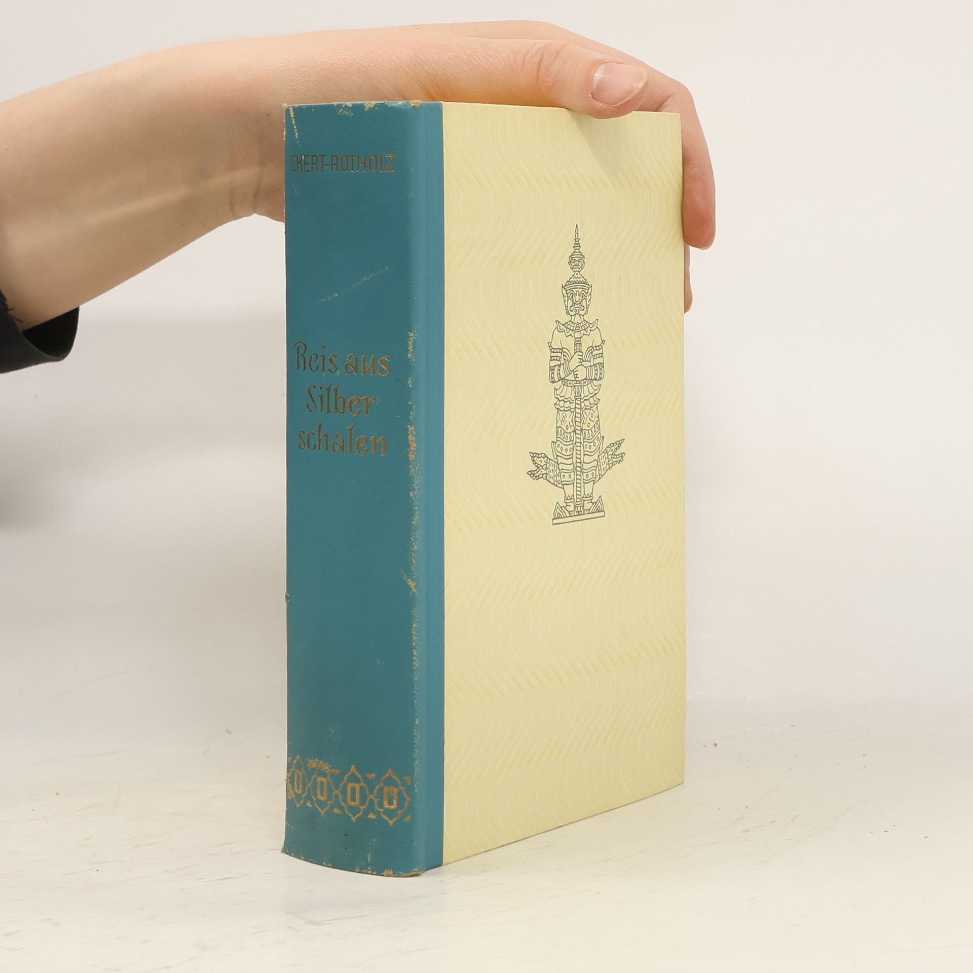 Reis aus Silberschalen