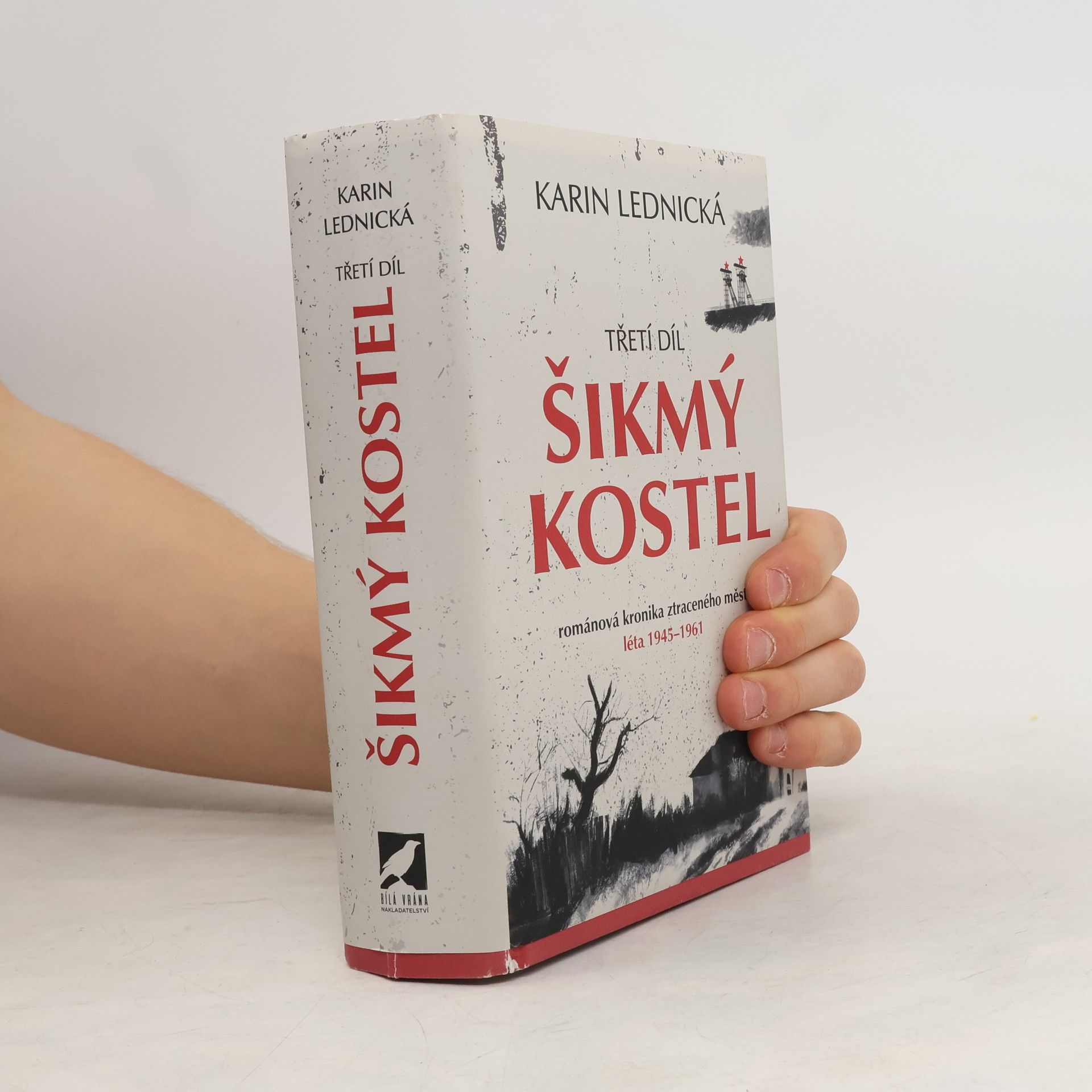 Karin Lednická Šikmý kostel 3