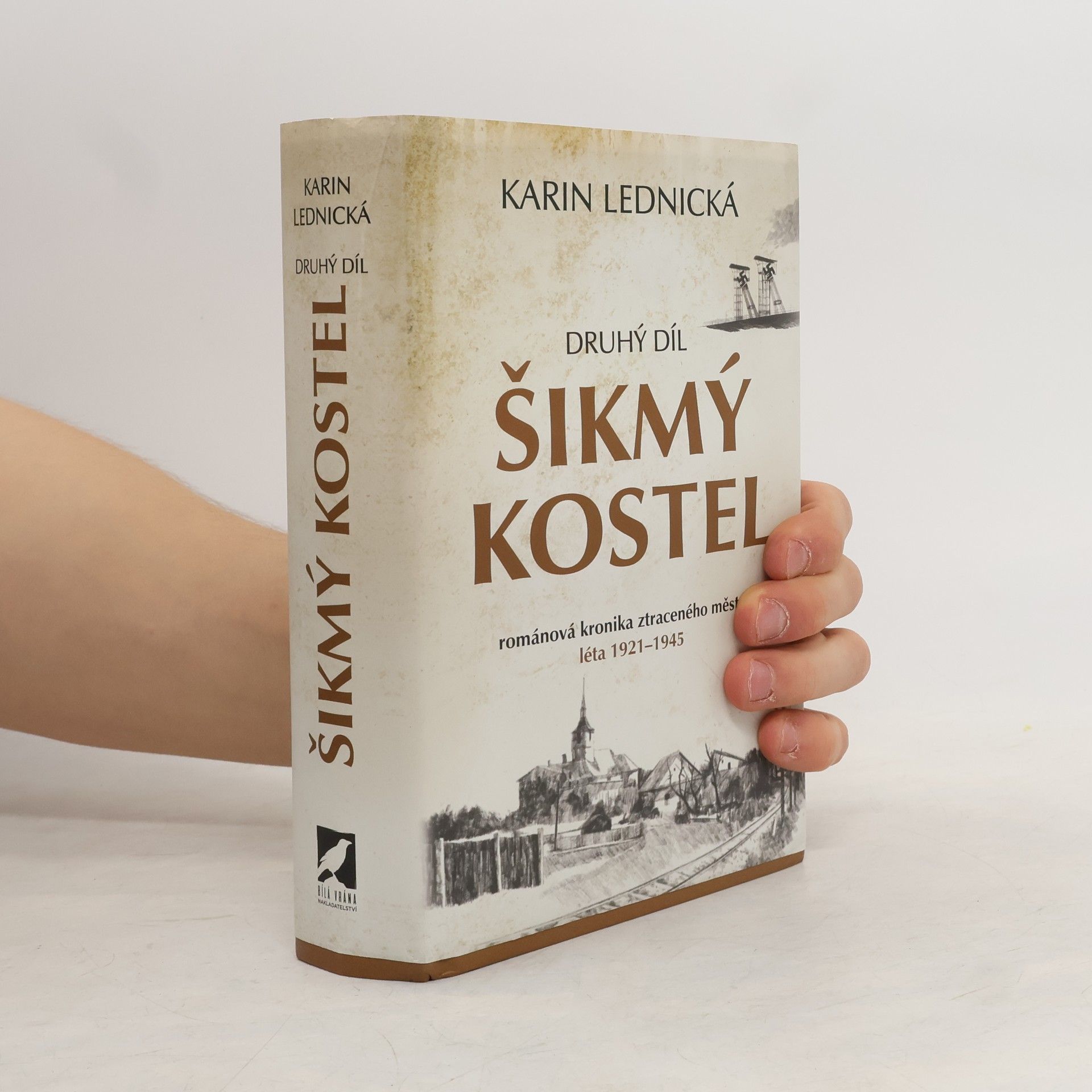Karin Lednická Šikmý kostel 2