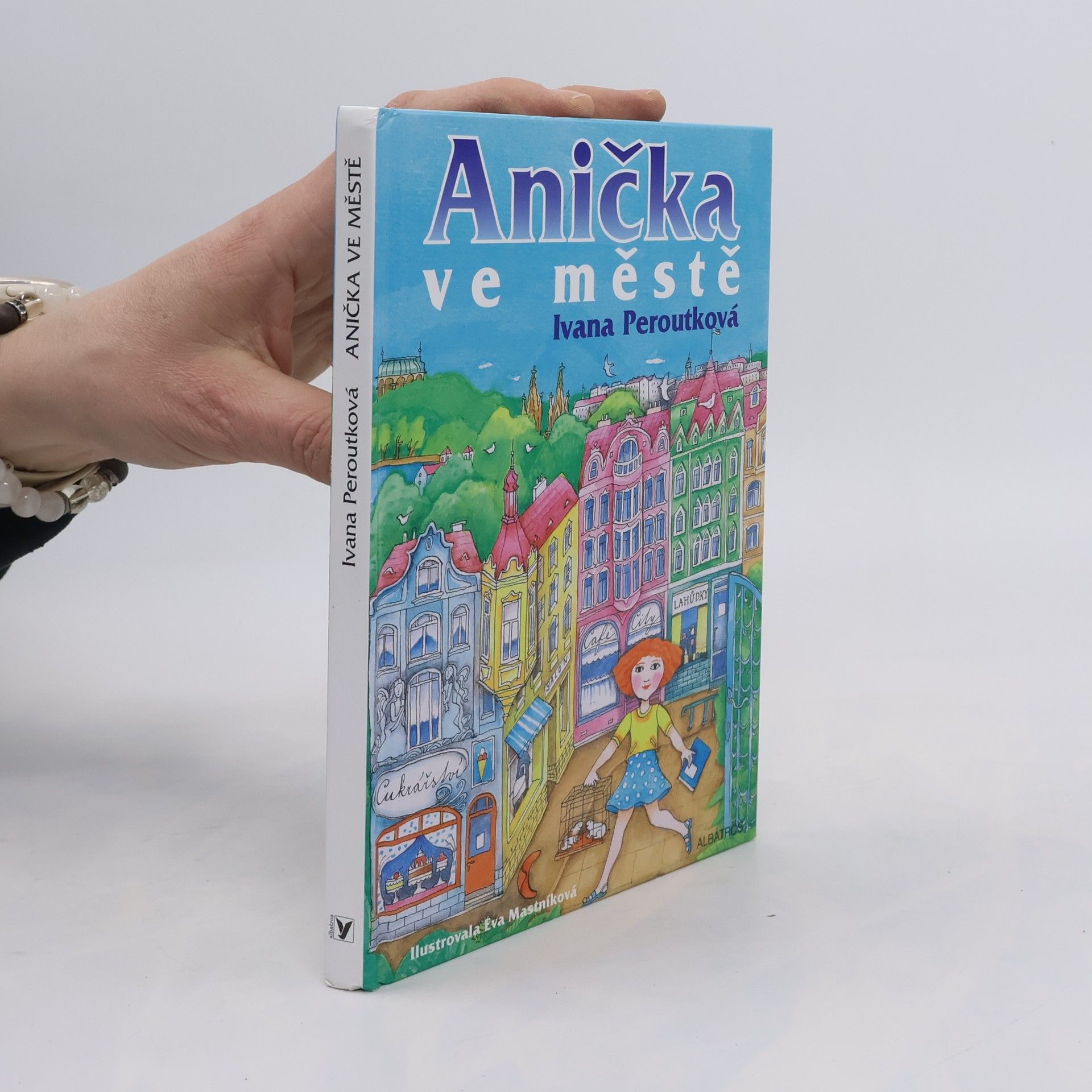 Ivana Peroutková Anička ve městě